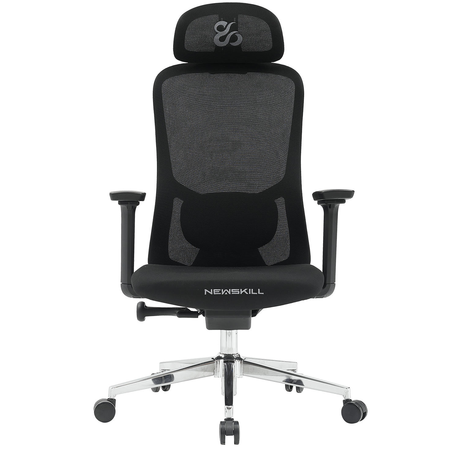 Silla de oficina ergonómica negra con respaldo de malla, base cromada y ruedas.