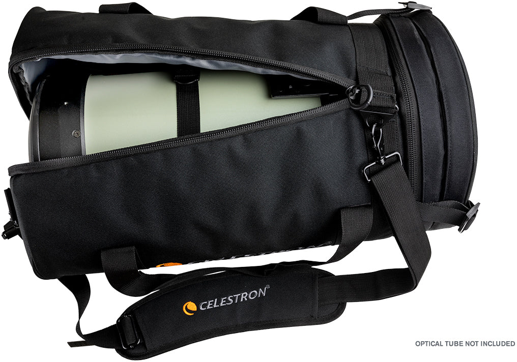 Schwarze Tasche mit teilweiser Öffnung, die ein hellgrünes Rohr zeigt. Celestron-Logo.