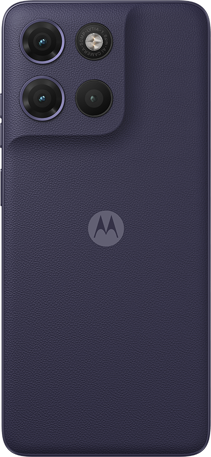 Sötétkék okostelefon hátoldala, három kamerával és Motorola logóval.