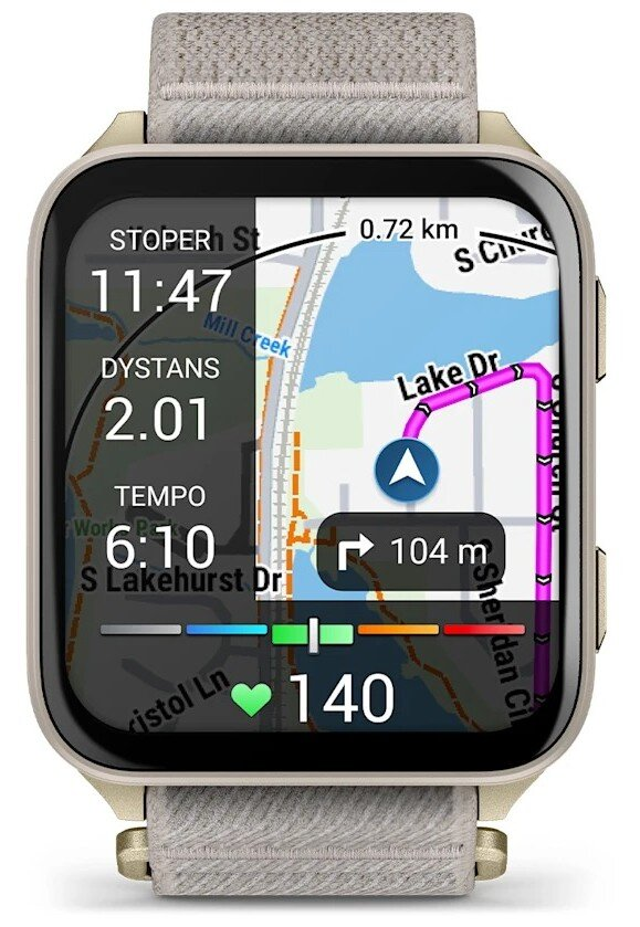 Smartwatch wyświetla mapę nawigacji, czas, dystans i tętno na ekranie.