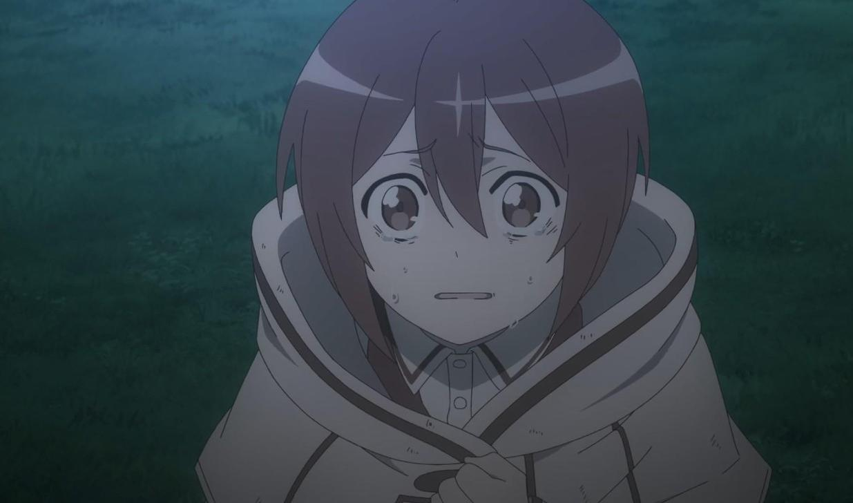 Ein anime-artiges Mädchen mit roten Haaren und großen Augen weint im Freien.