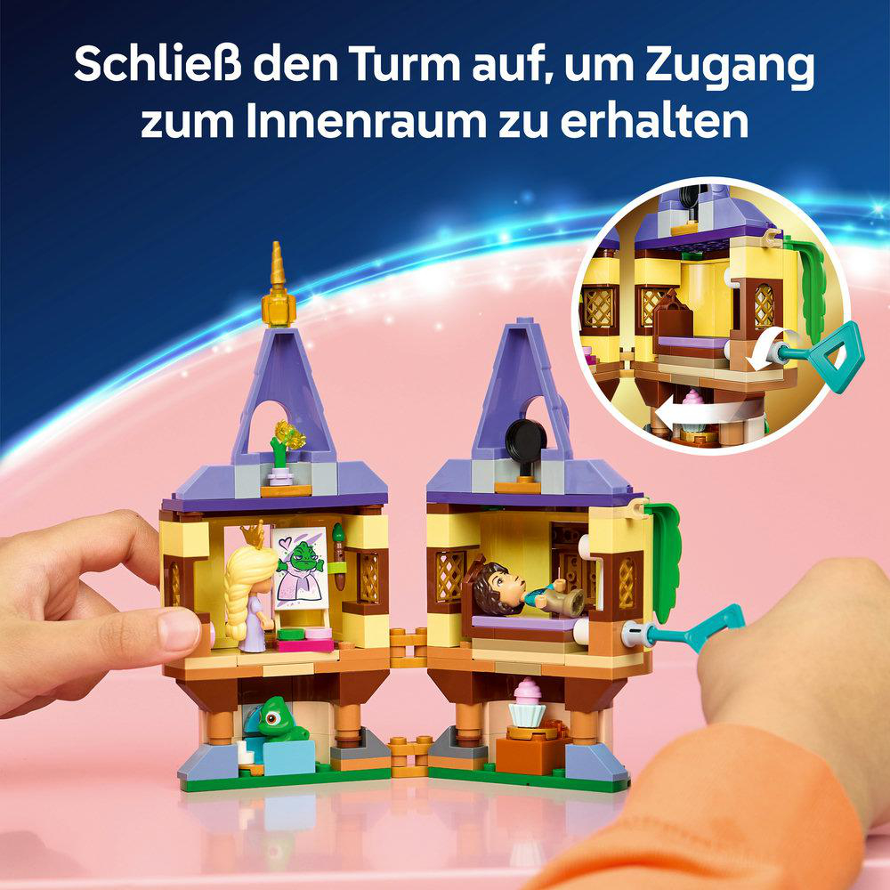 Ein LEGO-Turm mit zwei Figuren und Einrichtungsdetails.