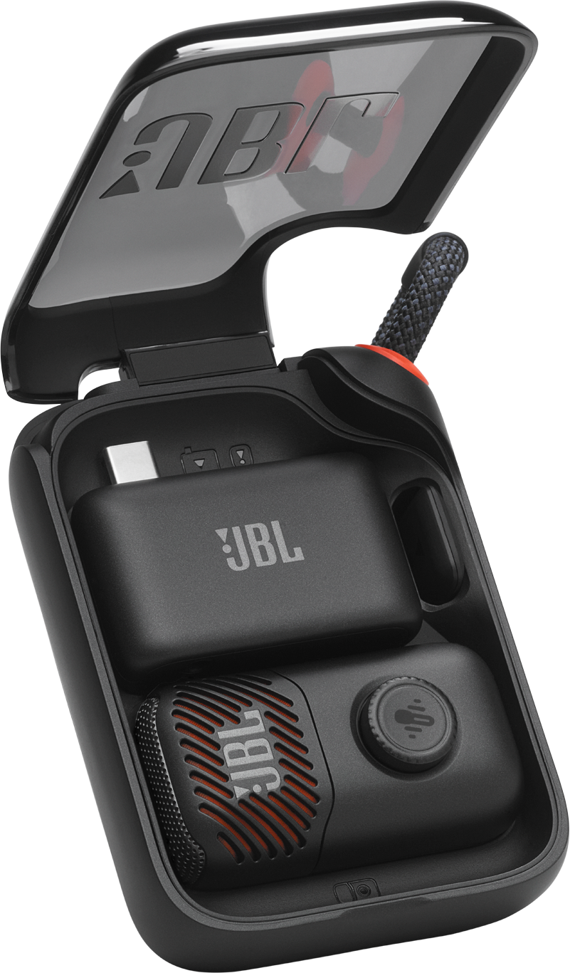 Étui JBL noir avec écouteurs et port de charge. Couvercle ouvert affiche logo.