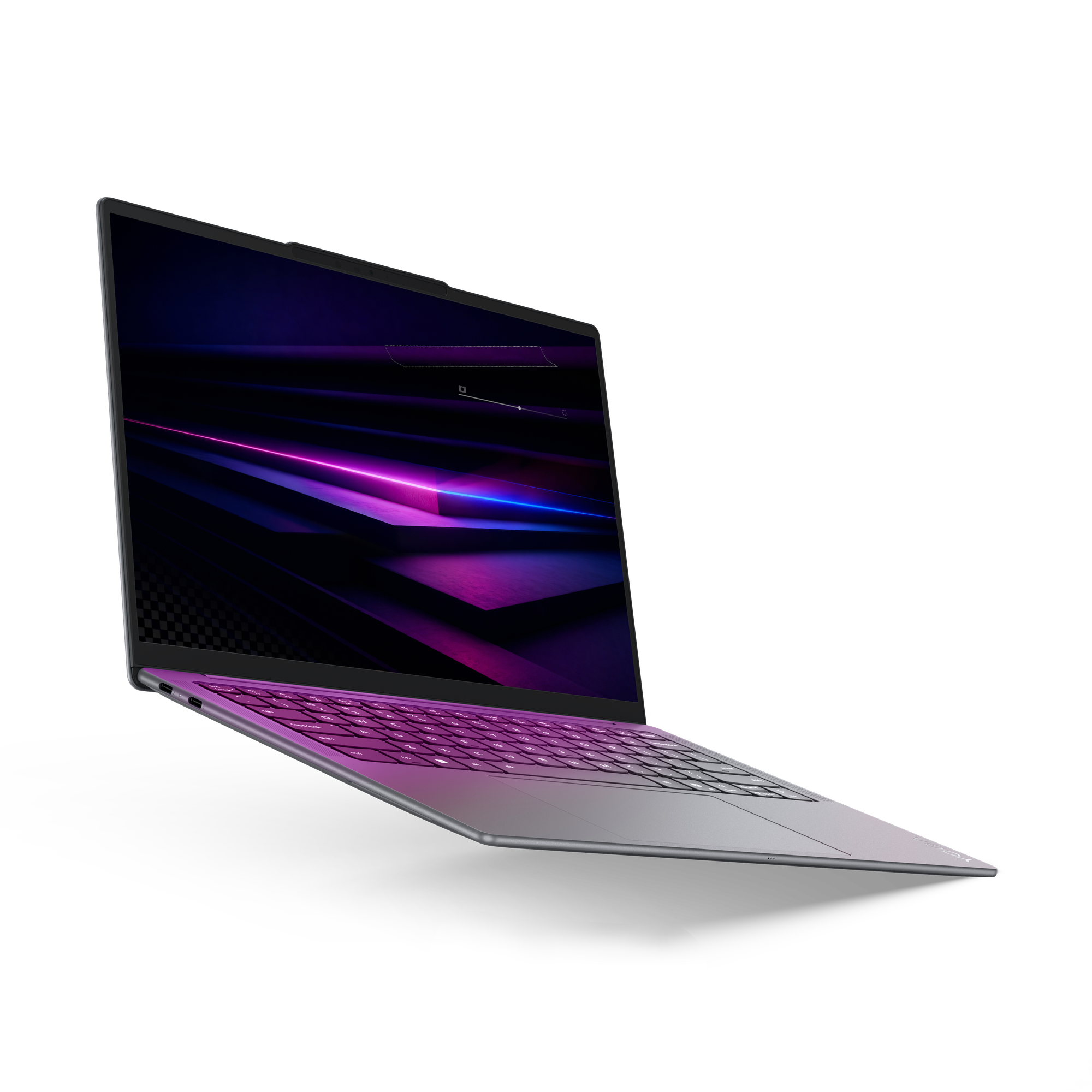 Ein offener Laptop mit lila Tastatur und dunklem Bildschirm auf schwarzem Hintergrund.