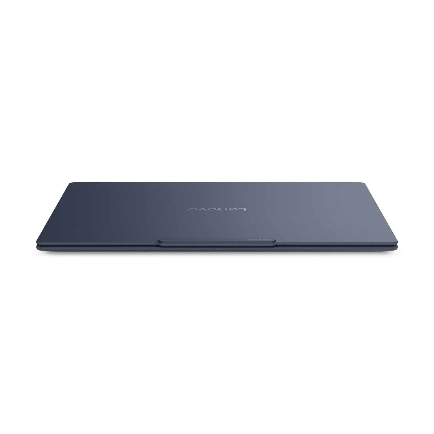 Laptop Lenovo blu scuro chiuso su sfondo bianco.