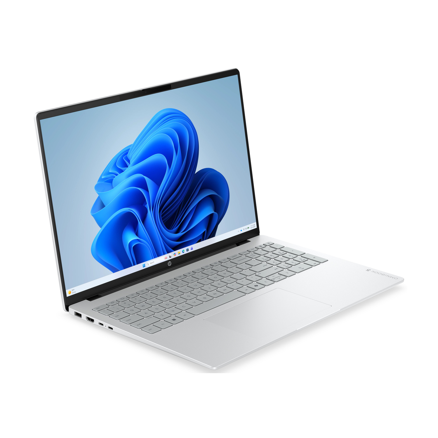 Un laptop argentato con uno sfondo astratto blu sul suo schermo.
