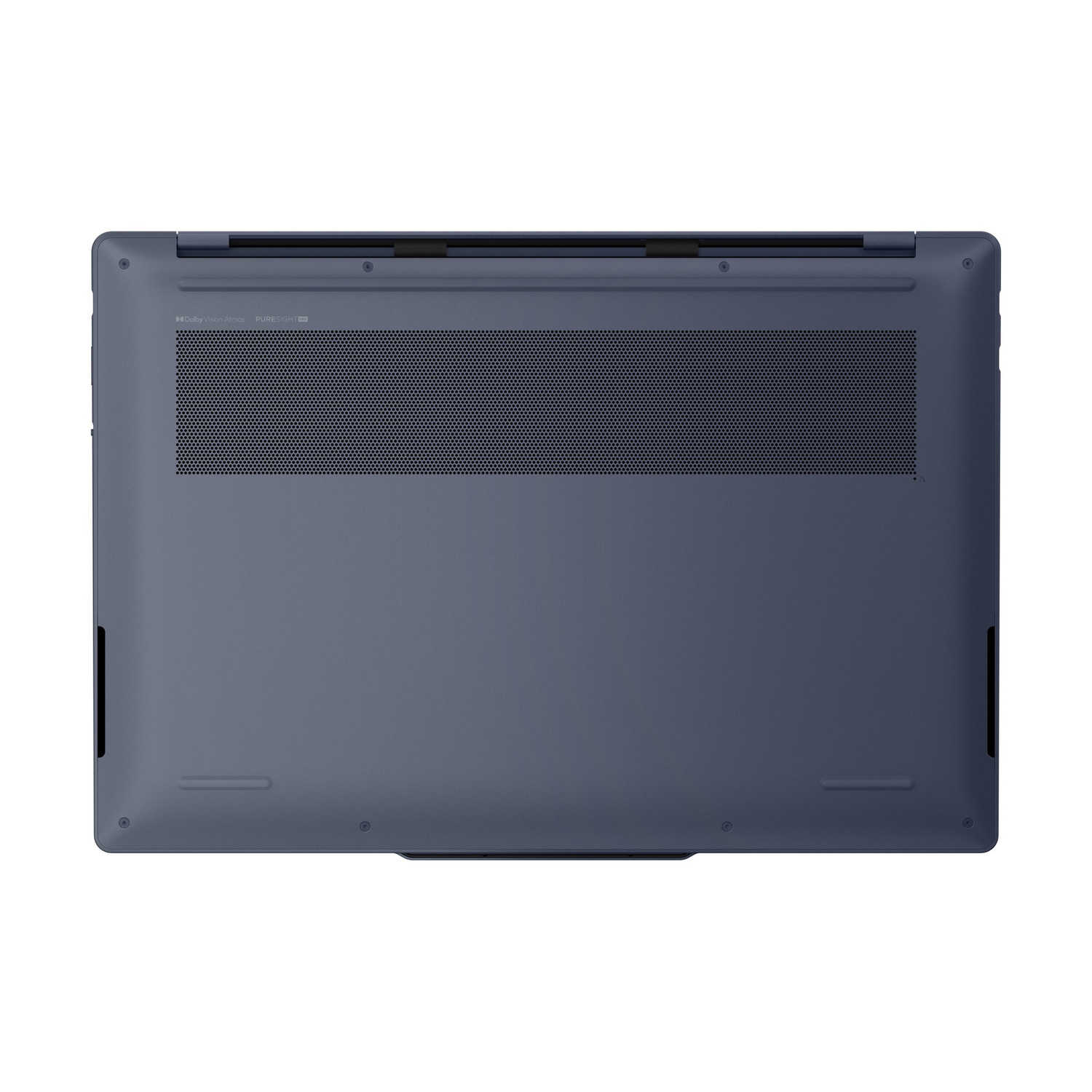 Parte inferiore di un laptop blu scuro con griglia di ventilazione e Dolby Vision Atmos.