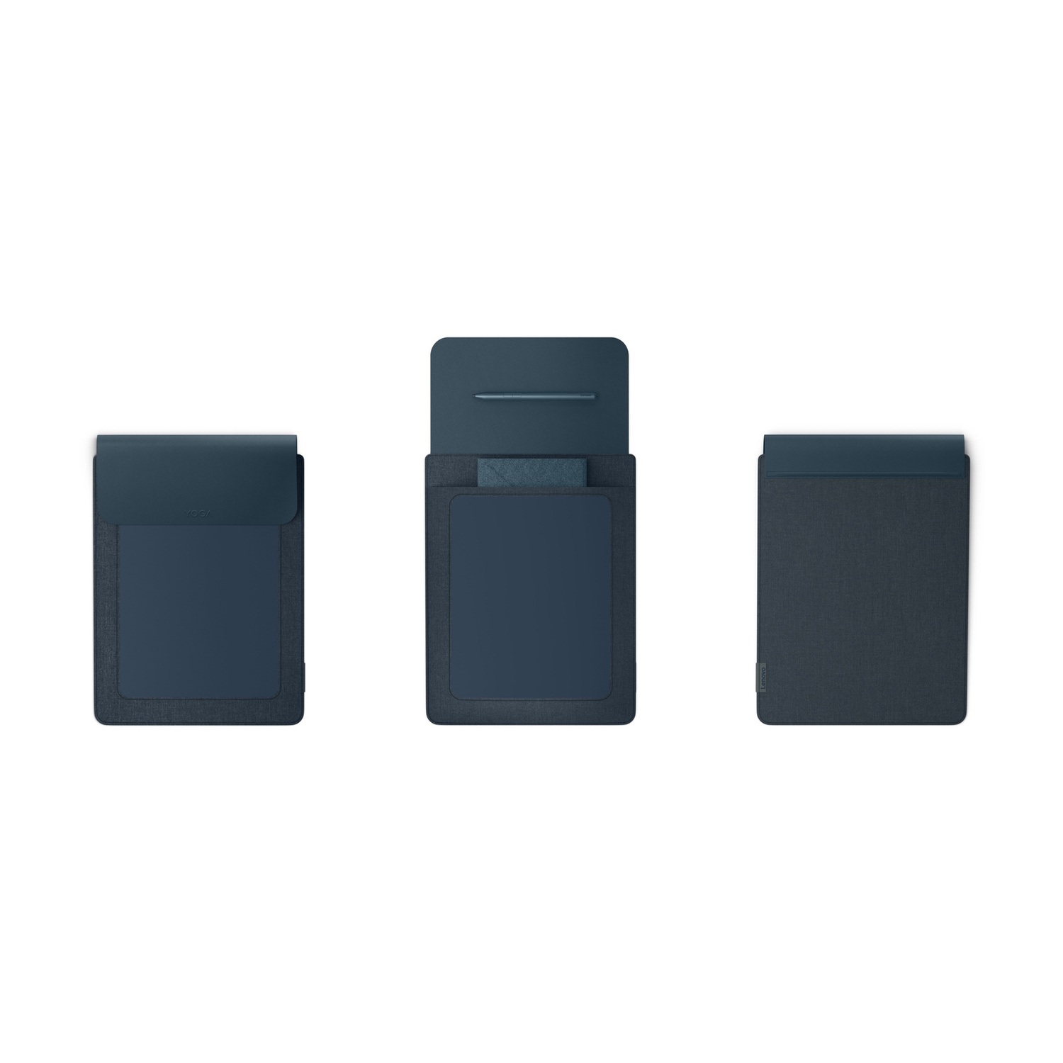 Tre custodie blu per laptop o tablet, tutte in tessuto scuro con patta.