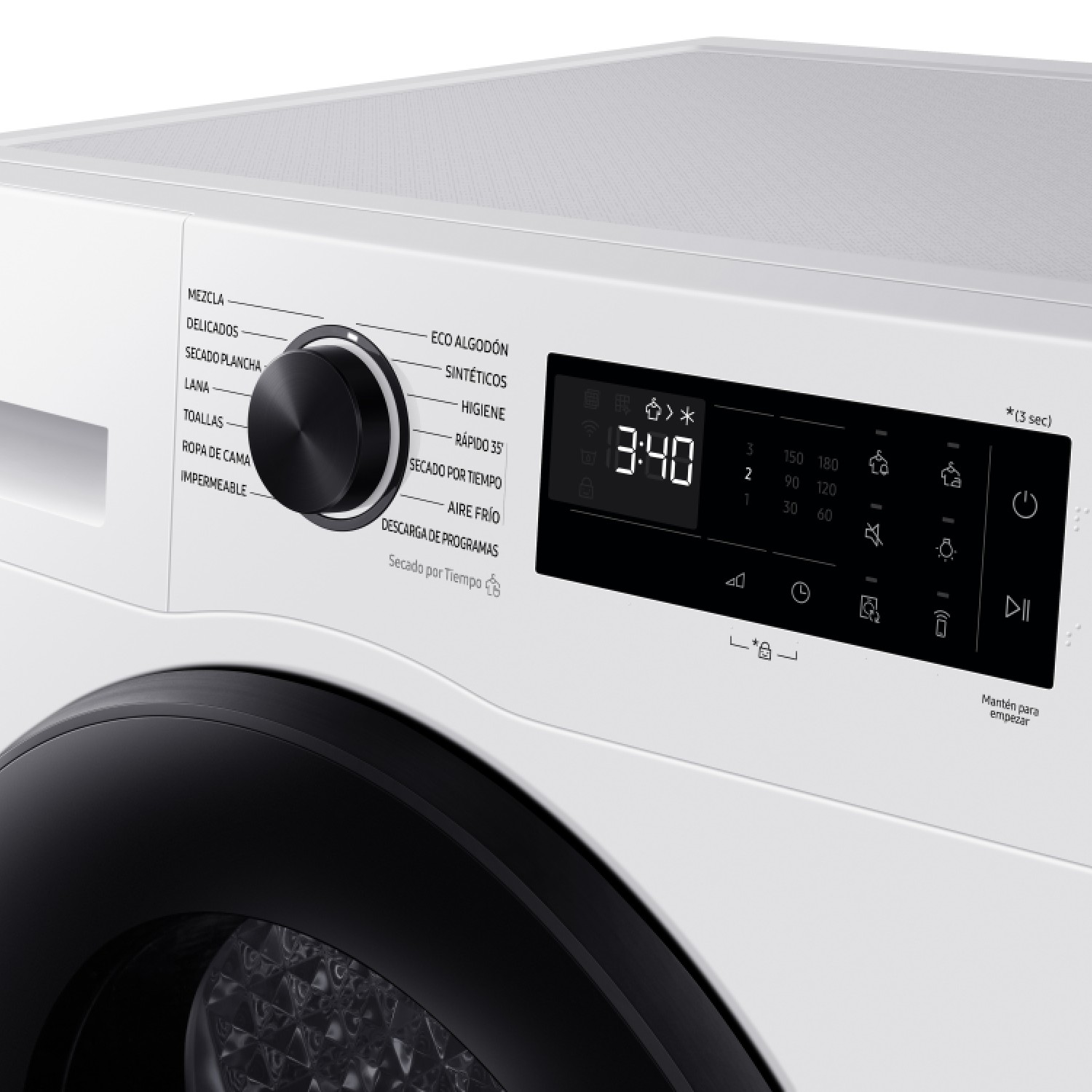 Primer plano de una lavadora blanca con panel de control y dial negros.