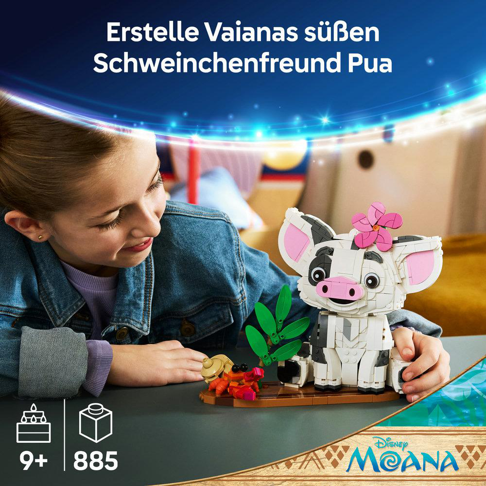 Ein Mädchen hält einen Lego-Pua-Charakter mit Blumen und Blättern.