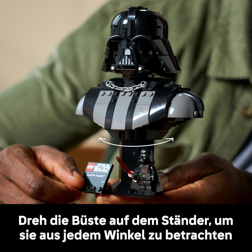 Ein Lego Darth Vader Busten-Set mit einem drehbaren Ständer und einer Minifigur.