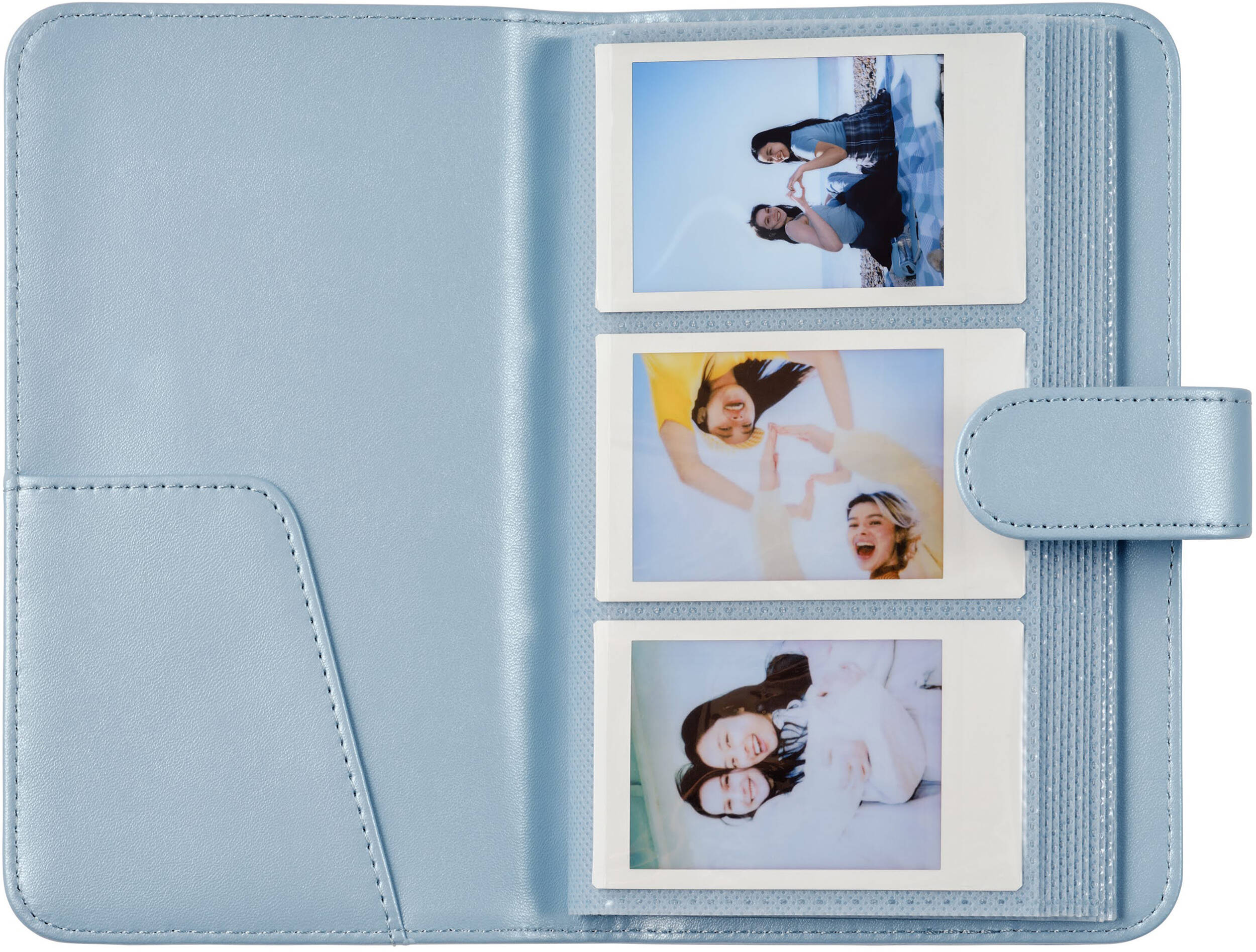 Hellblaues Fotoalbum mit drei Fotos von jungen Frauen, die Spaß haben.