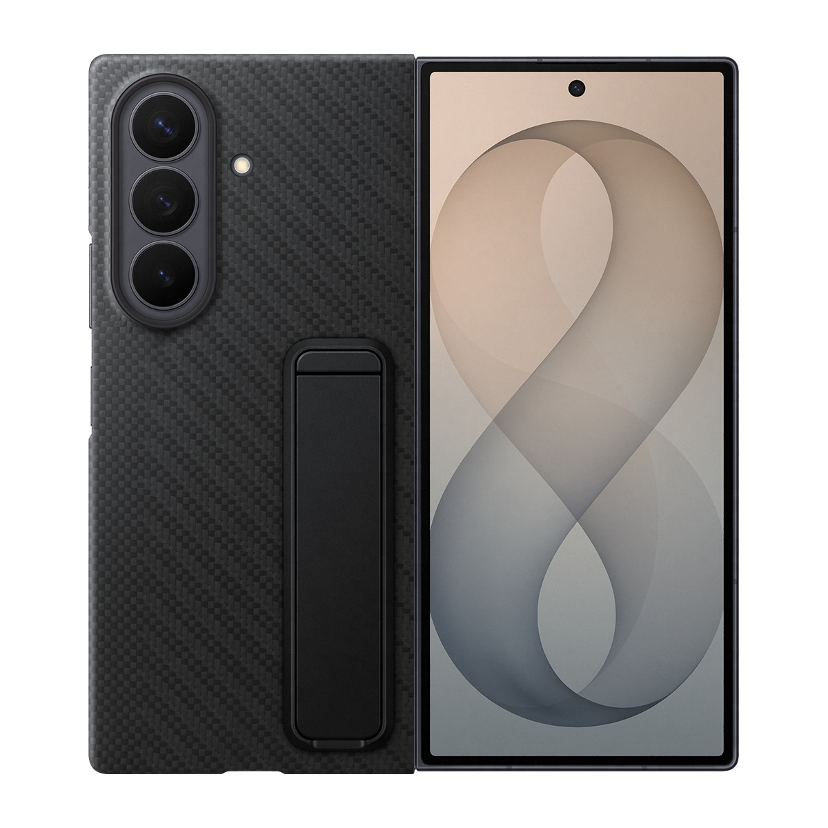 Karbon fiber kılıflı, üç kameralı ve ayaklıklı siyah katlanabilir telefon.