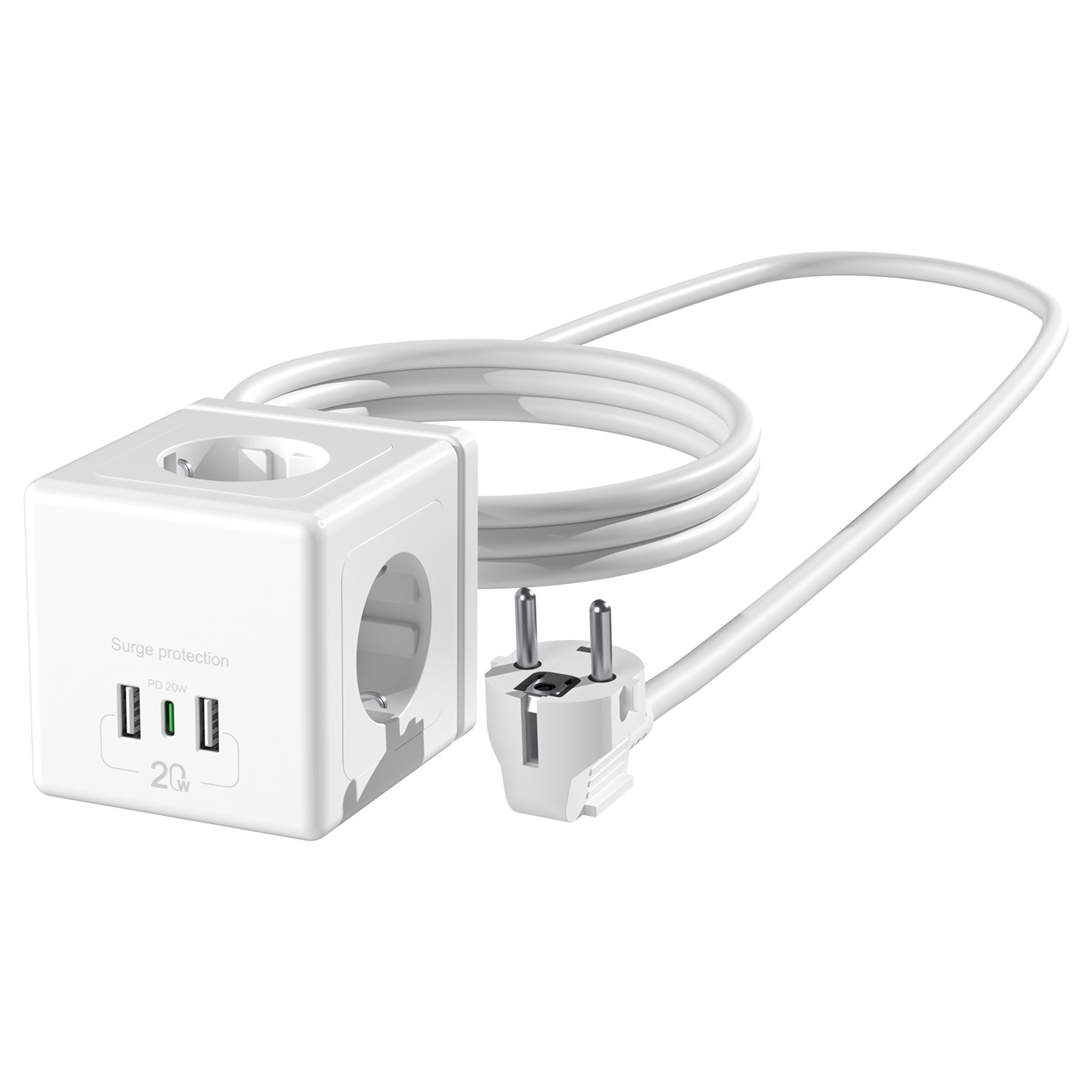 USB bağlantı noktalarına ve AB fişine sahip beyaz priz küpü, beyaz arka planda.