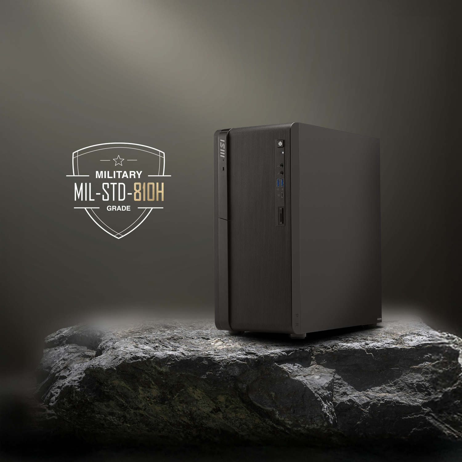 PC desktop nero con logo MIL-STD-810H su rocce.
