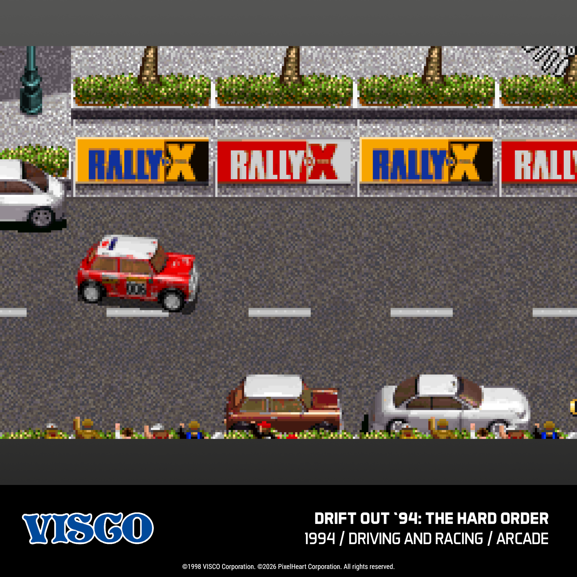 Scena di gioco di corse con auto, striscioni da rally e spettatori.