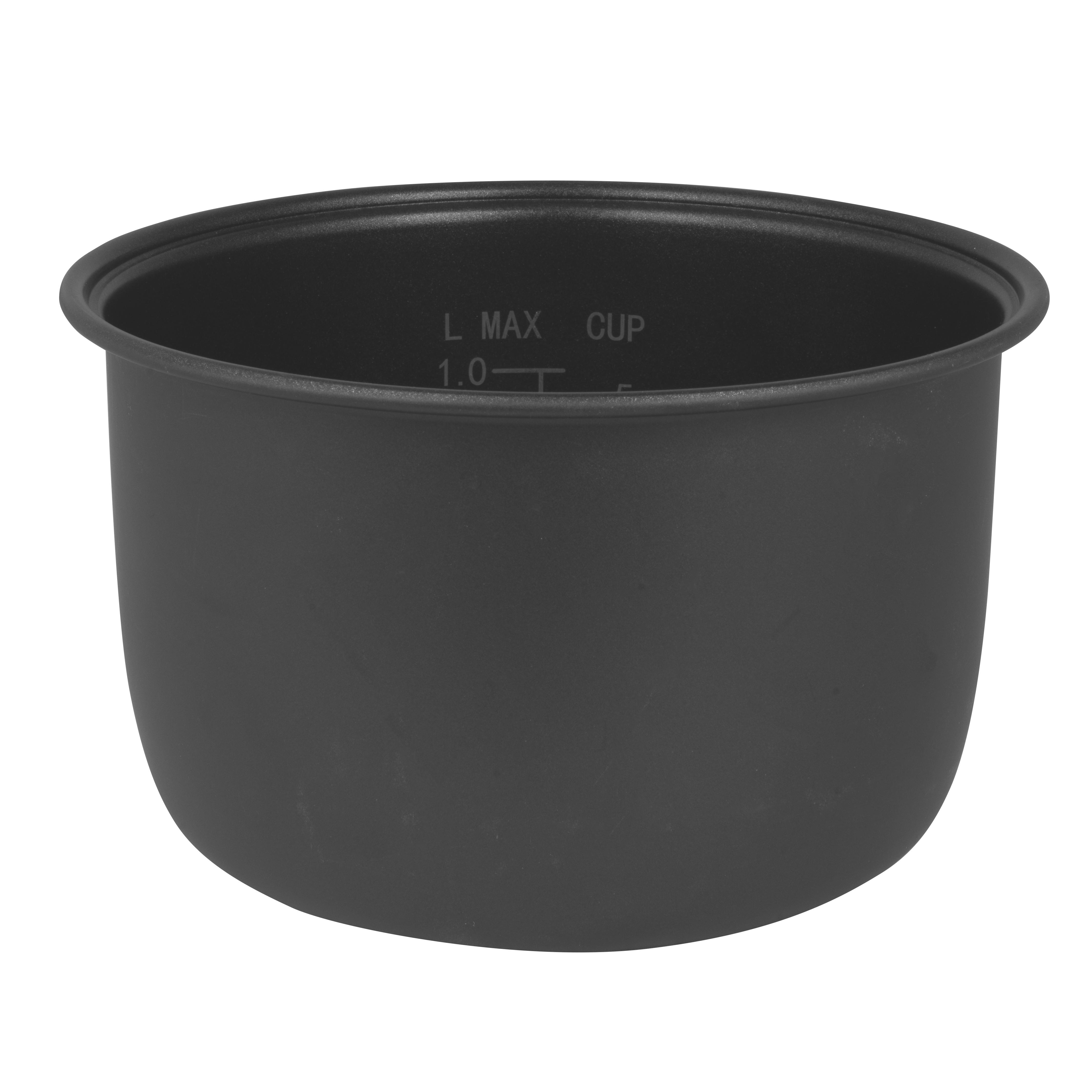 Ein schwarzer Topf mit Markierungen für Liter und Tassen.