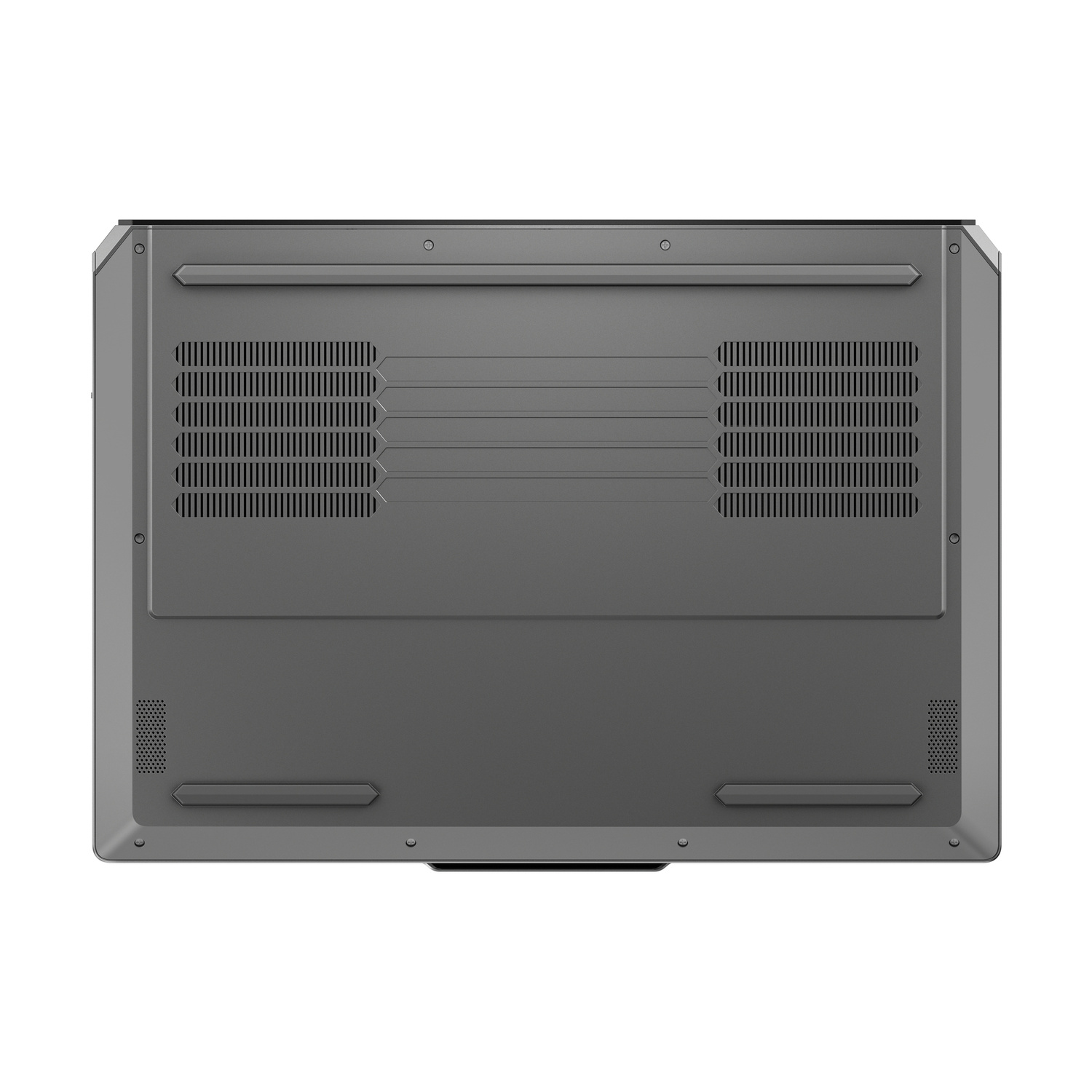 Parte inferiore di un laptop grigio con fessure di ventilazione e piedini in gomma.