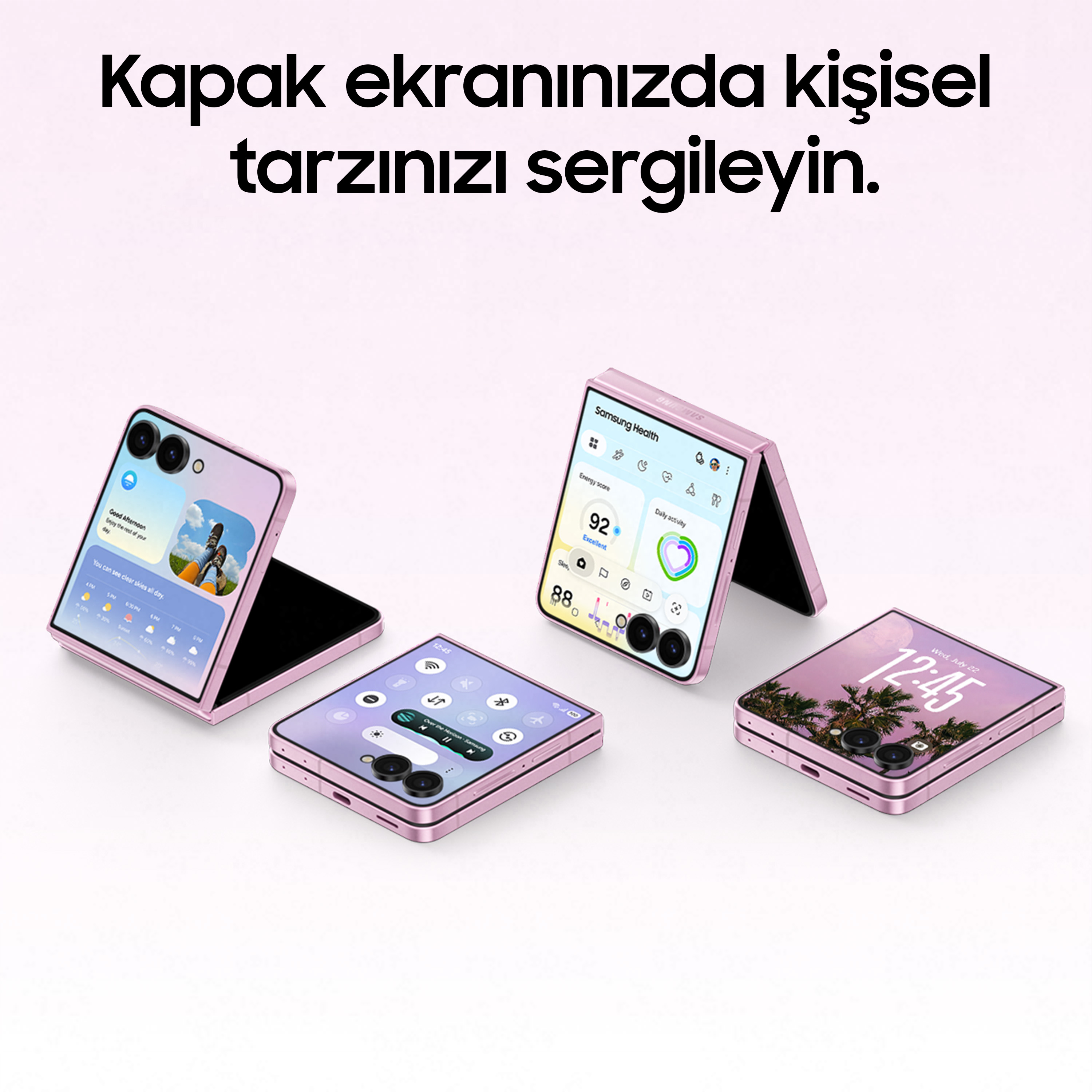 Beyaz arka planda farklı ekranları gösteren pembe katlanabilir telefonlar.