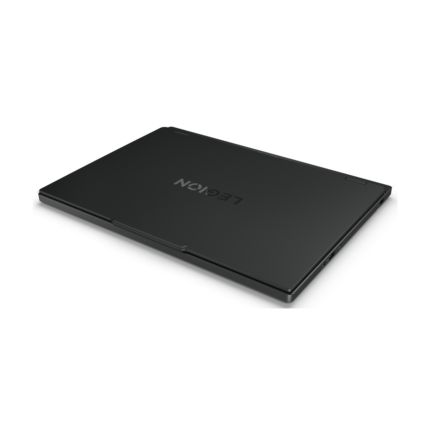 Un laptop nero chiuso con il logo 'LEGION' sul coperchio.