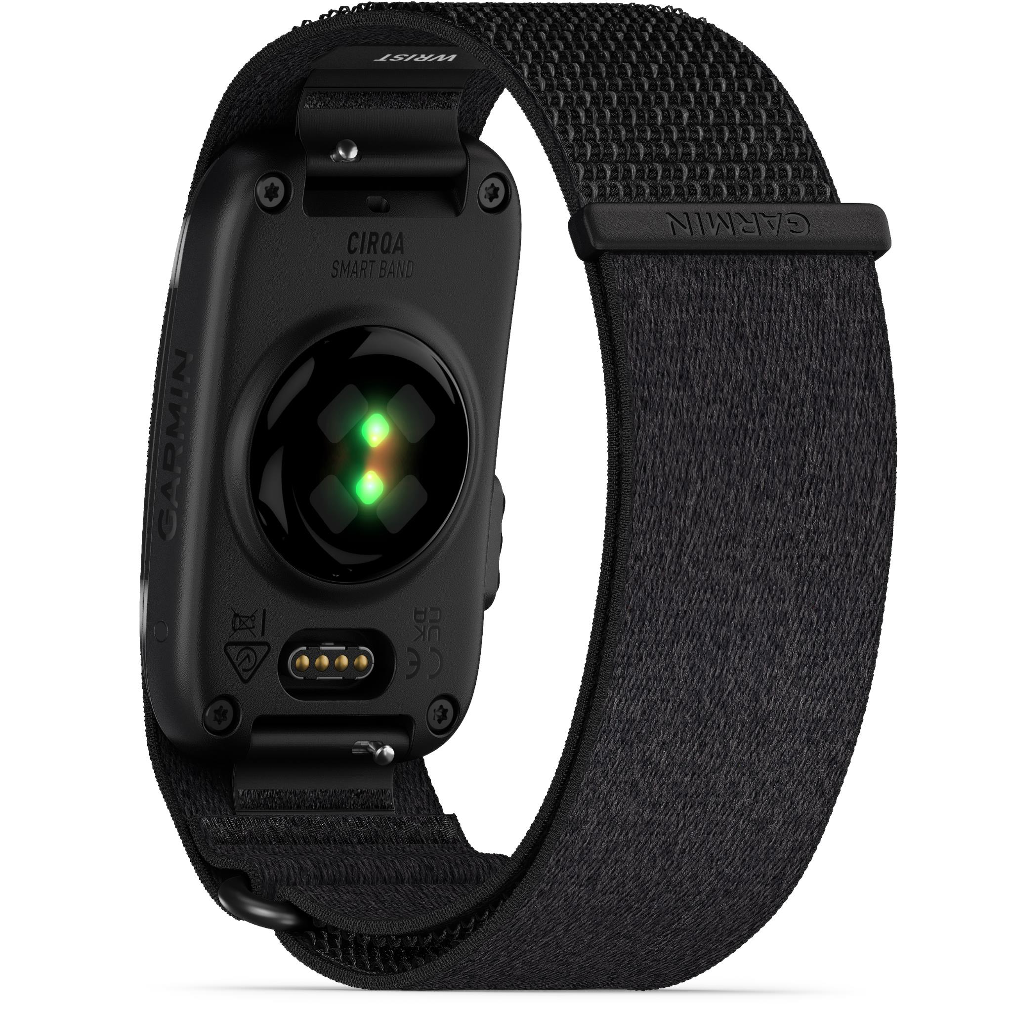 Banda inteligente Garmin negra con sensor de frecuencia cardíaca y contactos de carga.