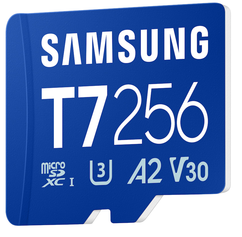 Una tarjeta MicroSDXC Samsung azul con T7256, U3, A2 y V30.