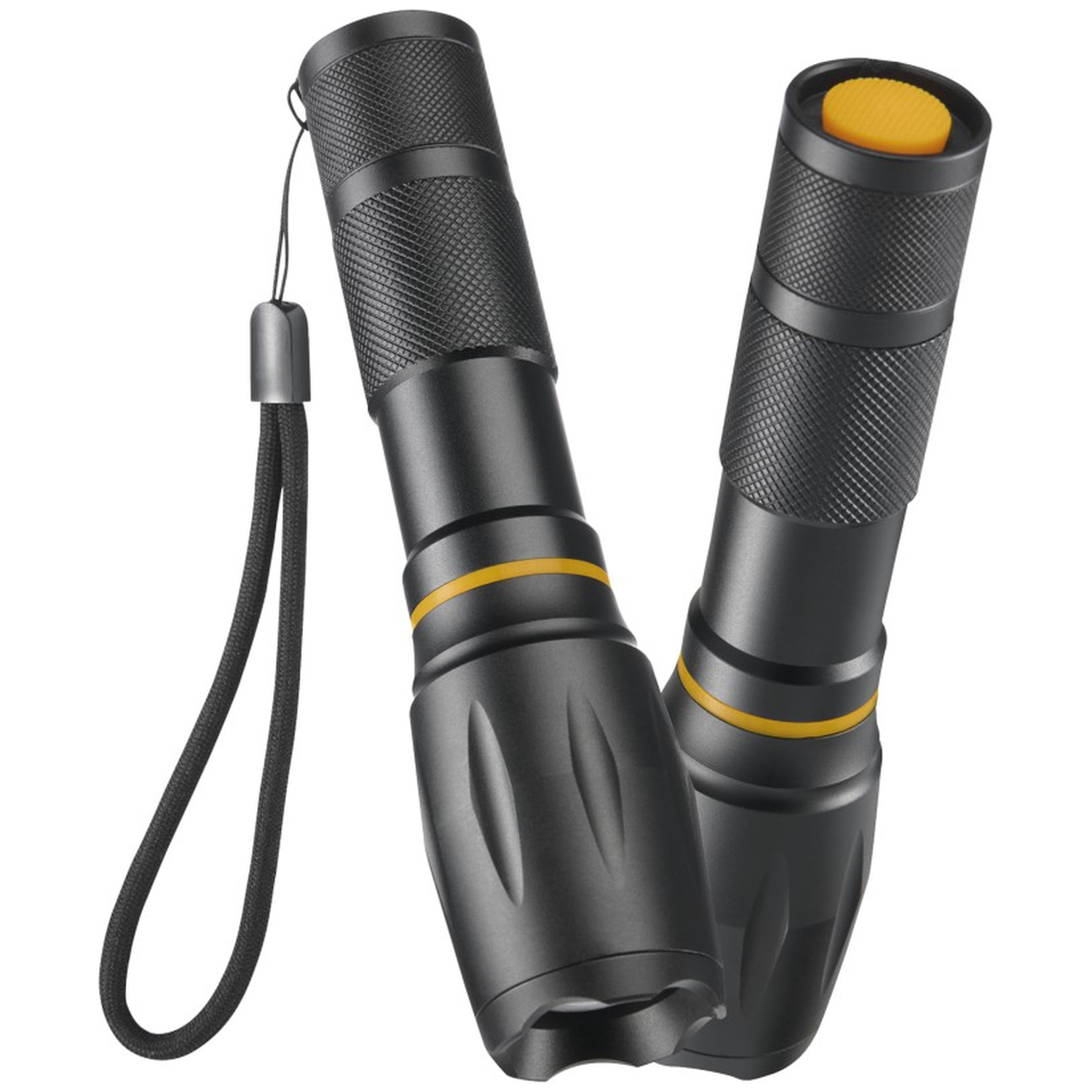 Twee zwarte zaklampen met gele accenten en een draagband tegen een witte achtergrond.