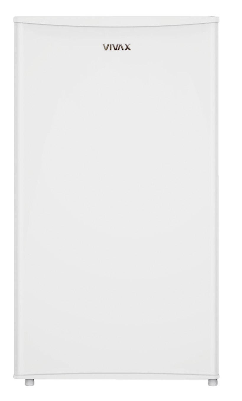 Egy fehér Vivax hűtőszekrény fekete háttér előtt, tiszta, minimalista dizájnnal.