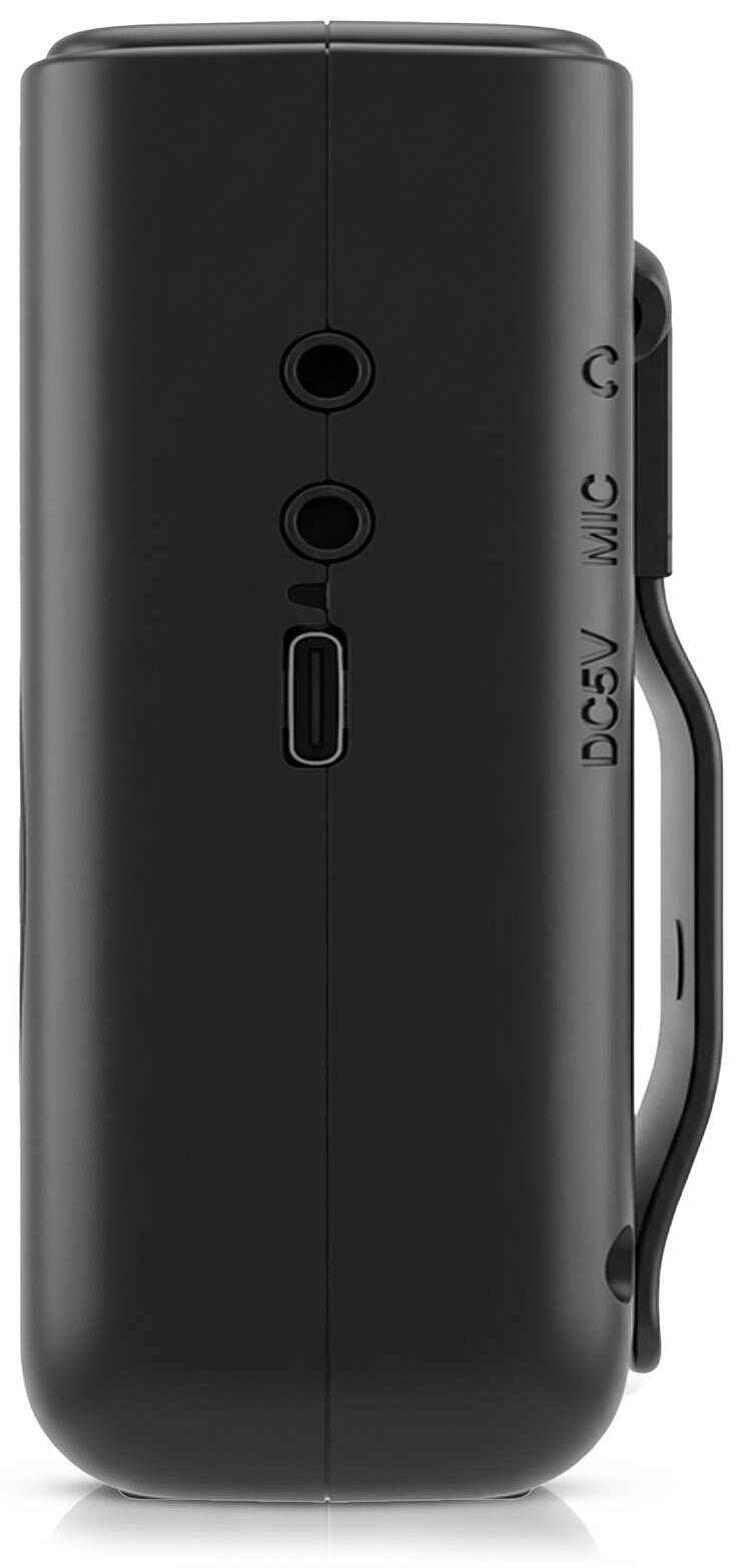 Widok boczny czarnego urządzenia elektronicznego z portem USB-C, gniazdem audio, portem mikrofonu i klipsem.