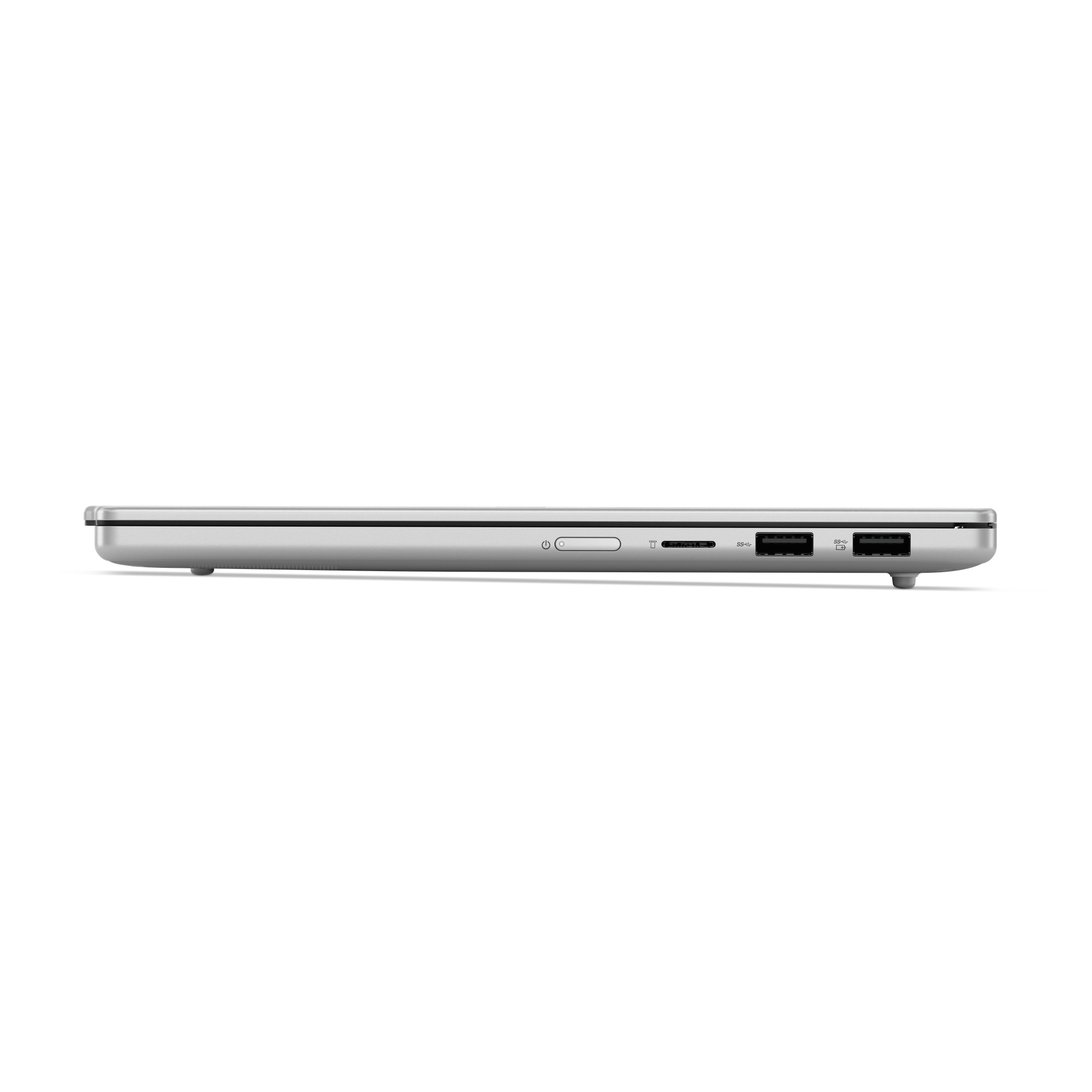 Seitenansicht eines silbernen Laptops mit Anschlüssen und Ein-/Ausschalter vor schwarzem Hintergrund.
