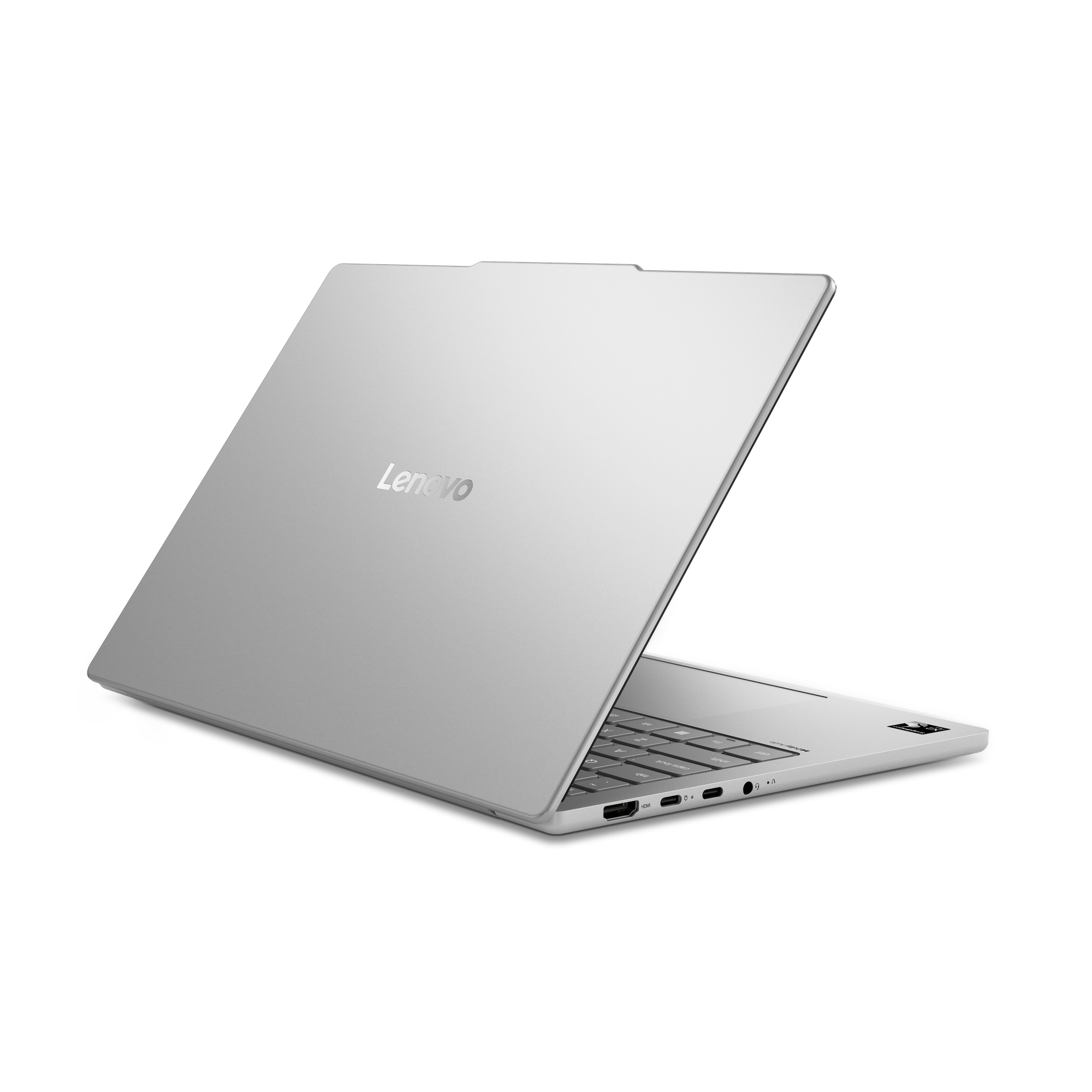 Ein silberner Lenovo-Laptop in leicht geöffnetem Zustand auf schwarzem Hintergrund.