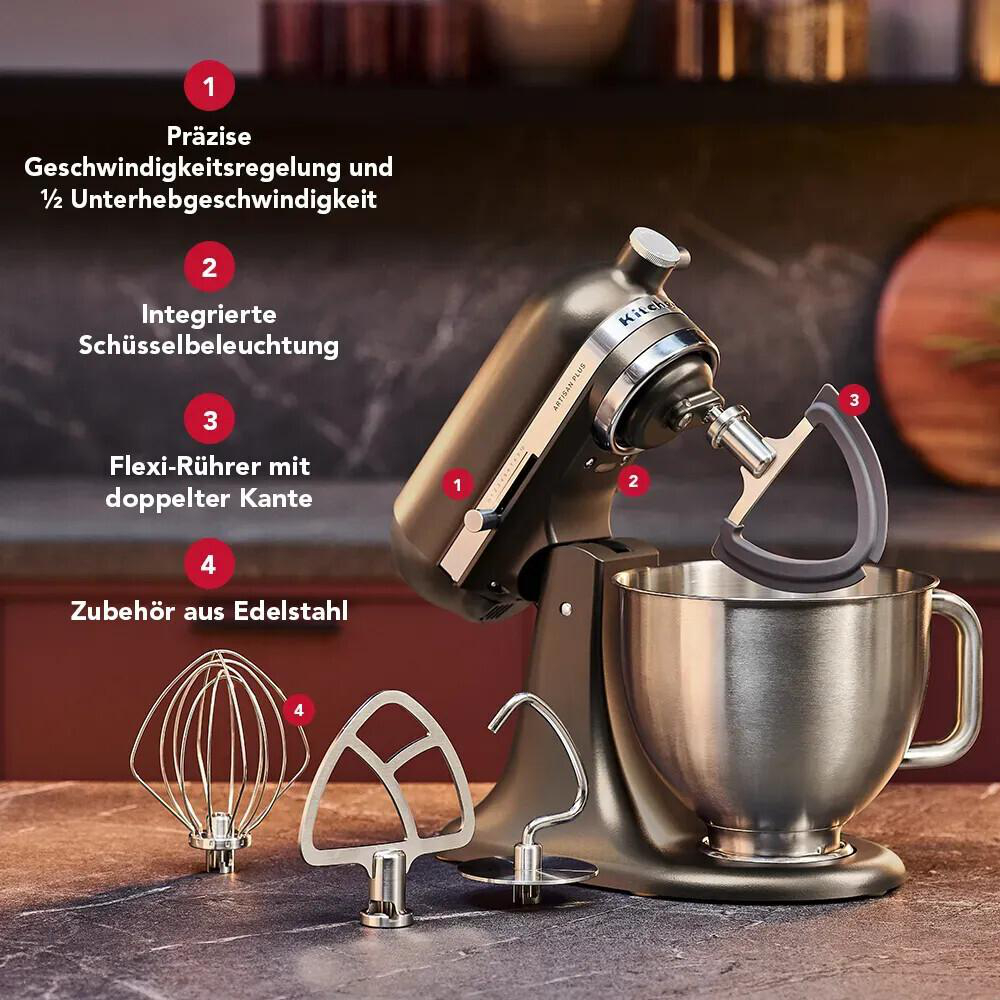 Graue Küchenmaschine mit Edelstahl-Rührschüssel und Zubehör, nummerierte Funktionen auf rotem Hintergrund.