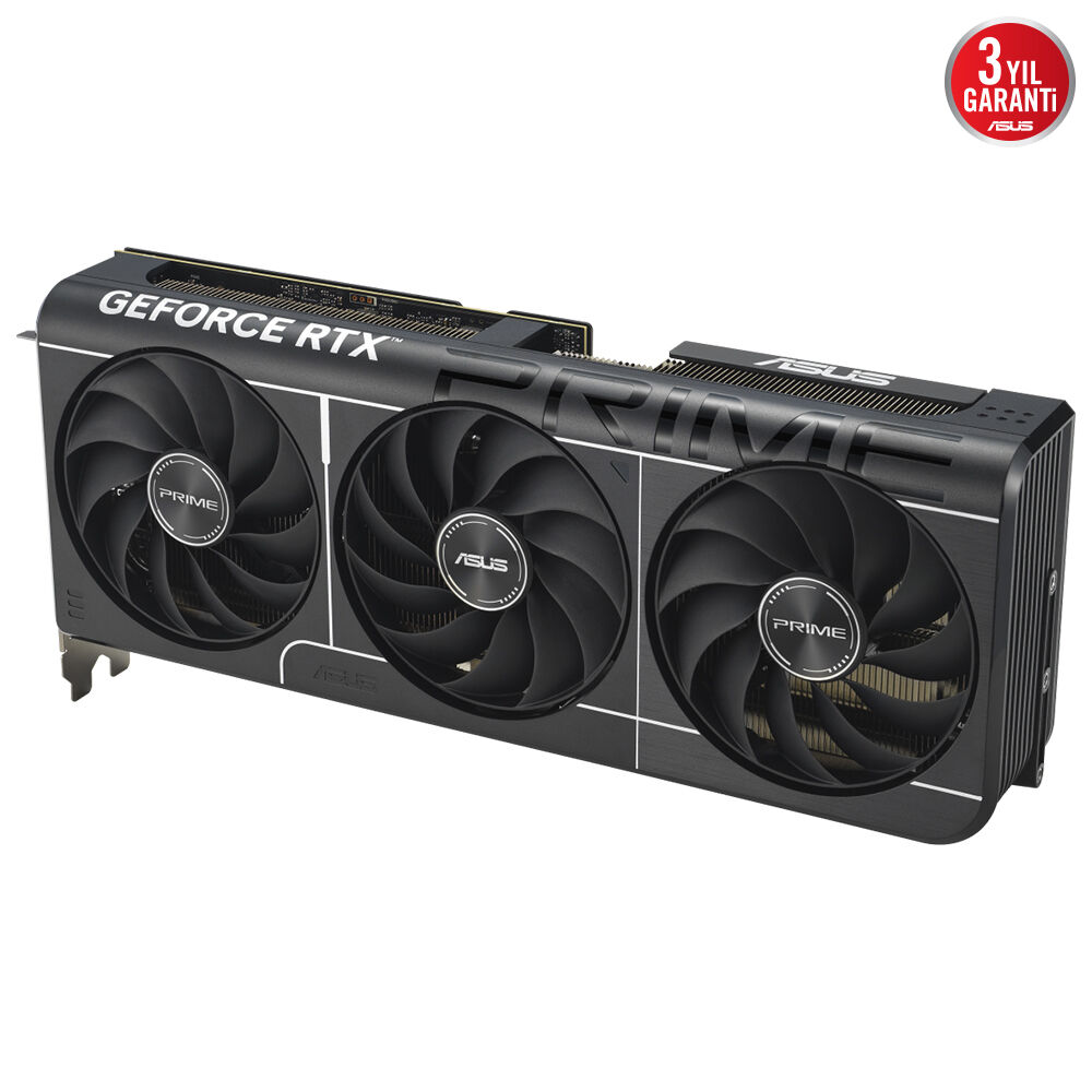 Beyaz arkaplanda üç fanlı ve beyaz vurgu çizgili siyah Asus GeForce RTX Prime grafik kartı.