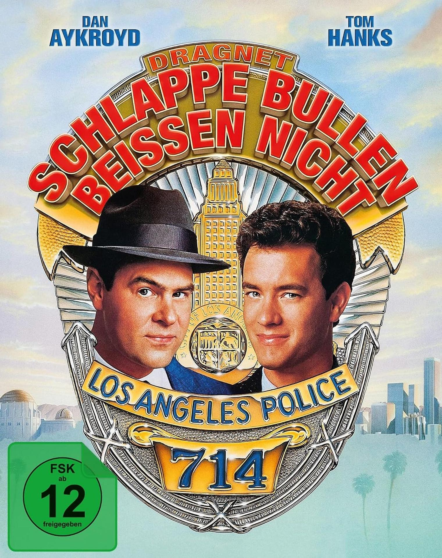 Filmposter von Schlappe Bullen beißen nicht mit Dan Aykroyd und Tom Hanks vor einem Polizeistern.