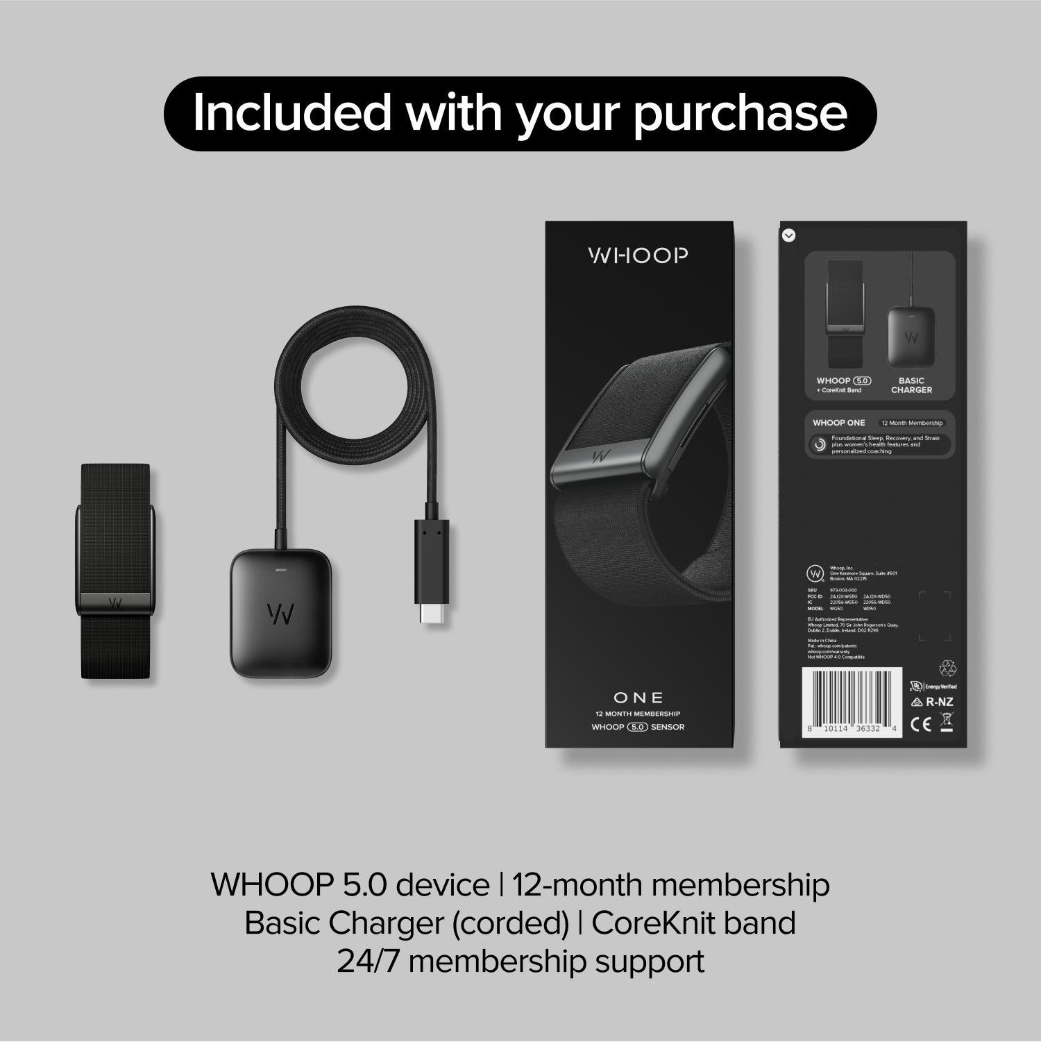 Whoop 5.0 Gerät mit CoreKnit-Armband, Ladekabel und Verpackung.