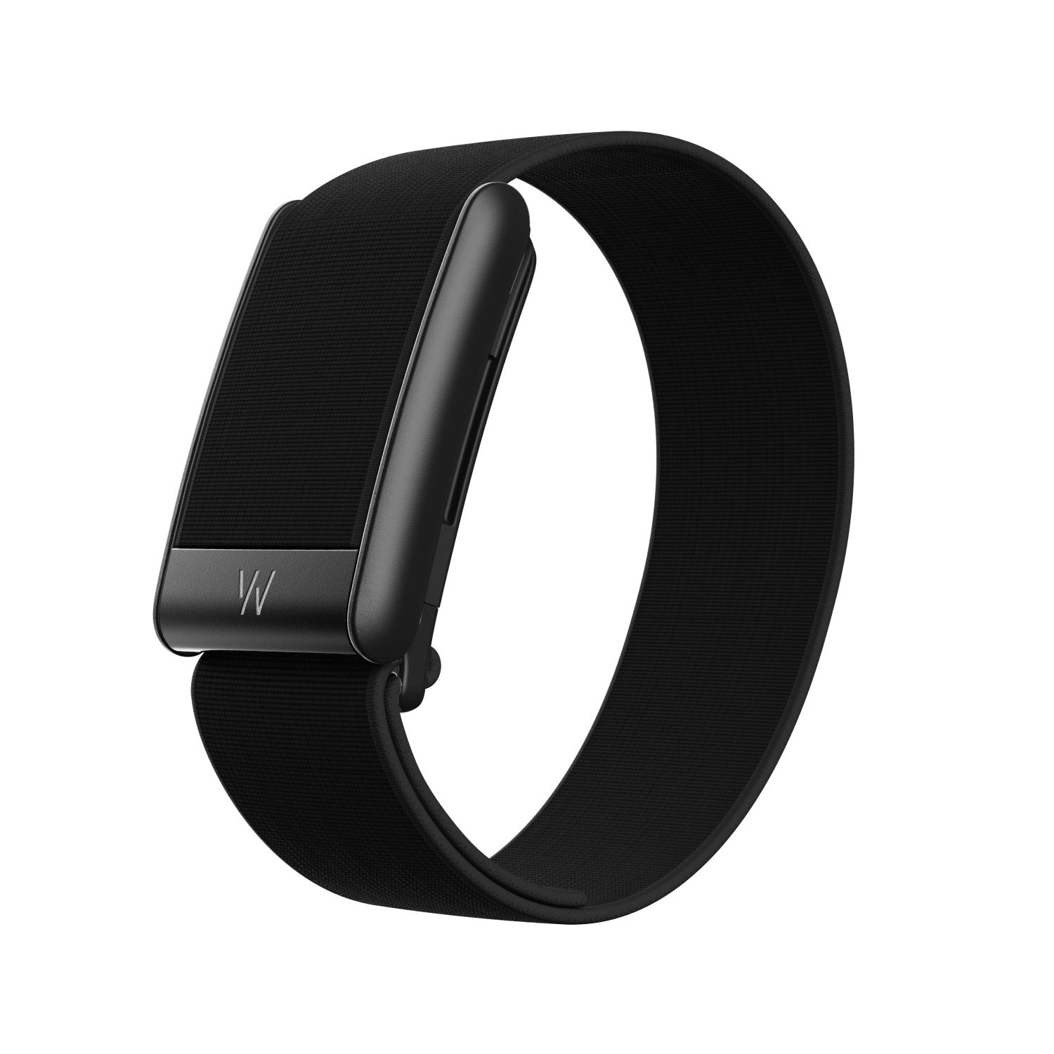 Ein schwarzes WHOOP Fitnessarmband auf weißem Hintergrund mit einem W-Logo.