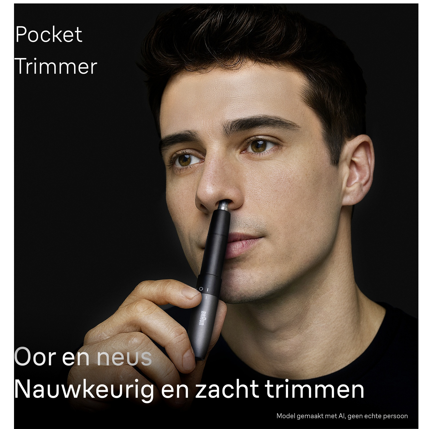 Un homme utilise une tondeuse nez noire. Texte publicitaire Pocket Trimmer.