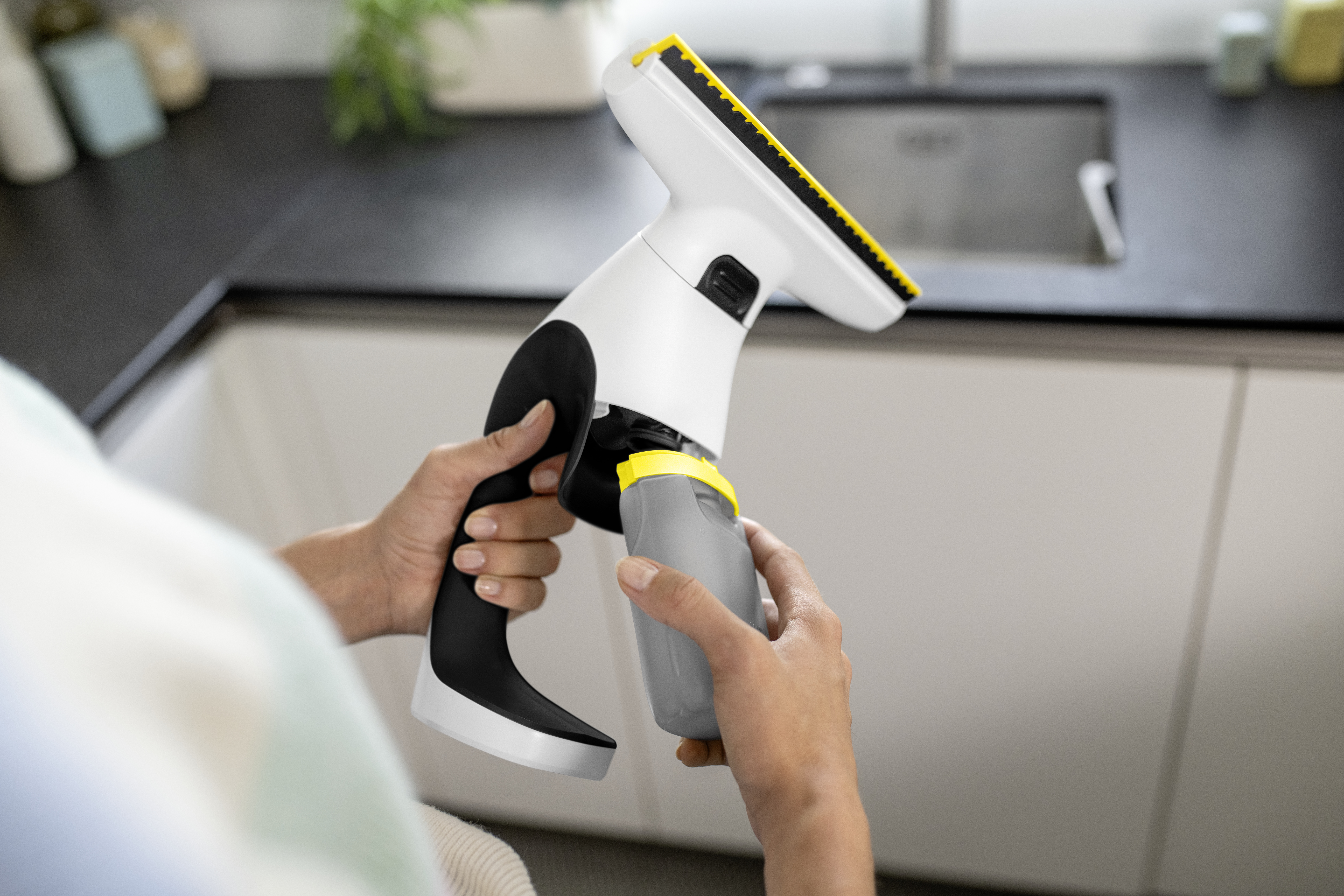 KÄRCHER WV 1 Compact Care+ Fenstersauger, 100ml Tankkapazität, 70 m²