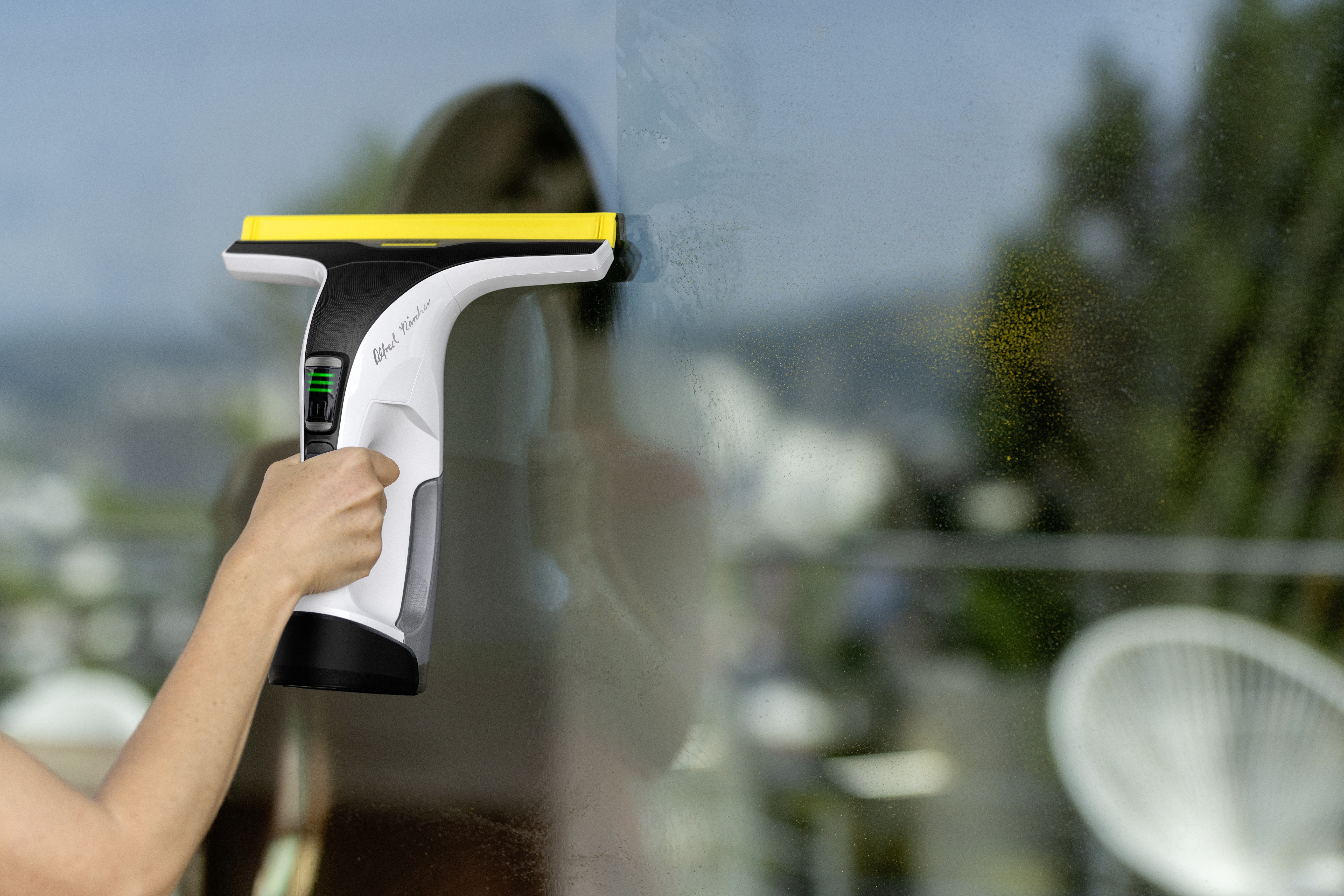 KÄRCHER WV8 Signature Line Fenstersauger, 150 ml Tankkapazität, 165 m²