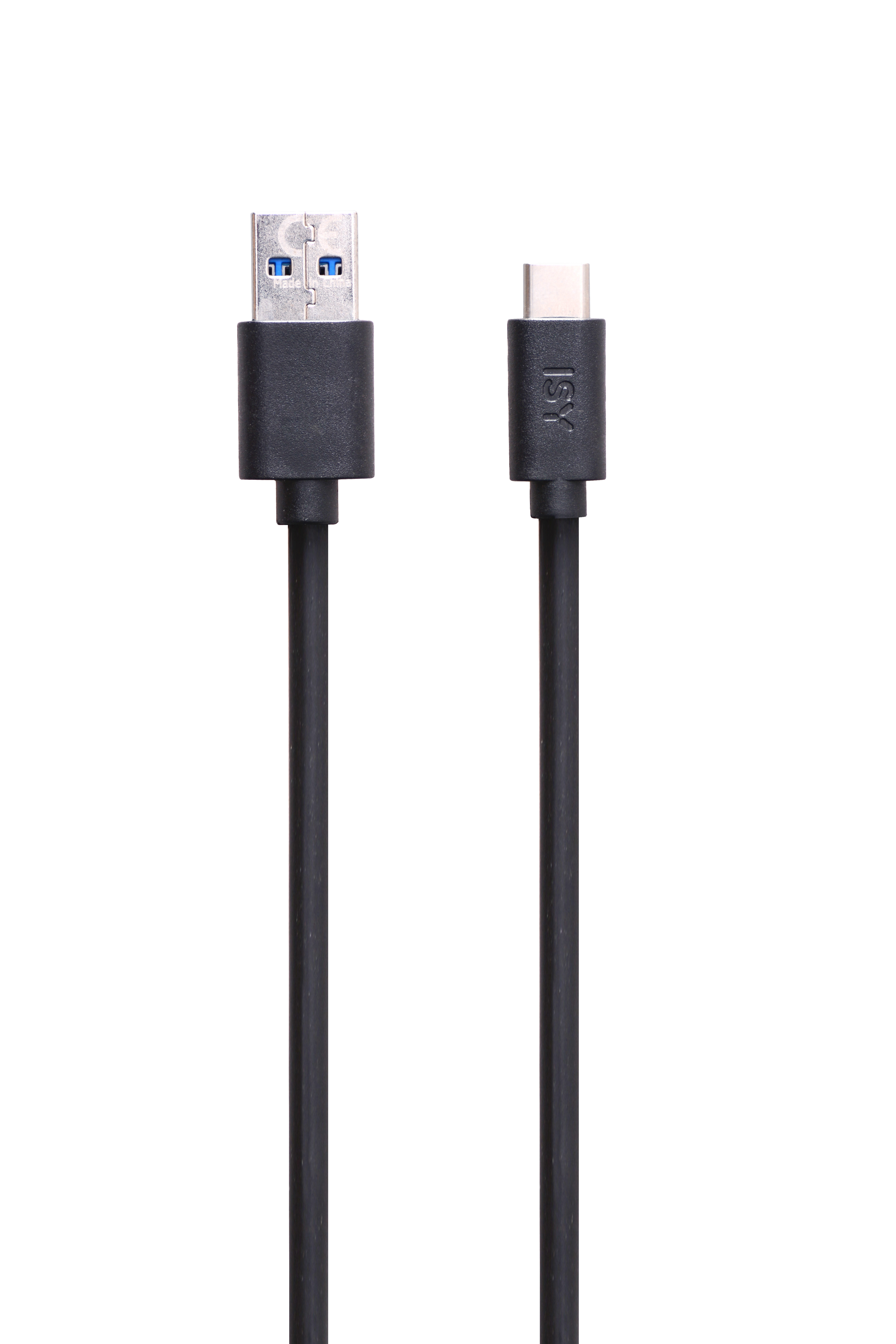 Ein schwarzes USB-A- zu USB-C-Kabel auf weißem Hintergrund.