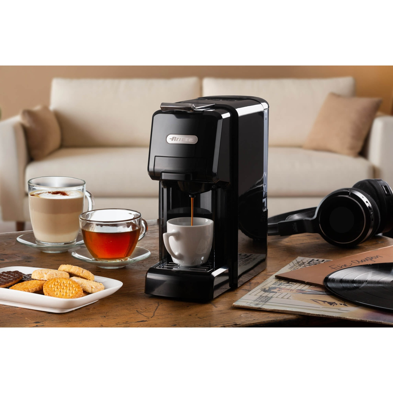 MACCHINA CAFFÈ CAPSULE ARIETE MACCHINA CAFFE'  CASSETTI, Compatibile con Capsule Nespresso, Pressione pompa 19 bar, Potenza 1350 W, Serbatoio acqua 0,7 l, Nero