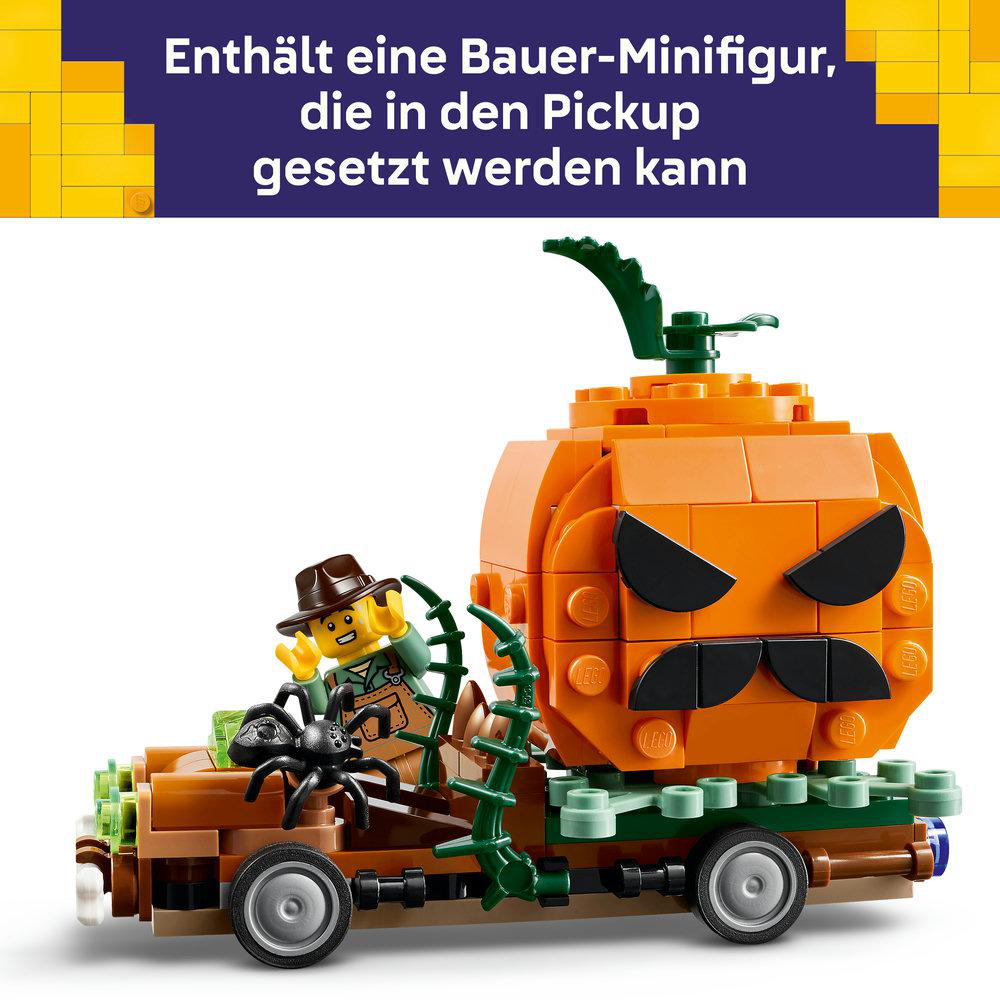 Lego-Pickup mit großer Kürbisfigur, Bauer und Spinne vor gelbem Hintergrund.