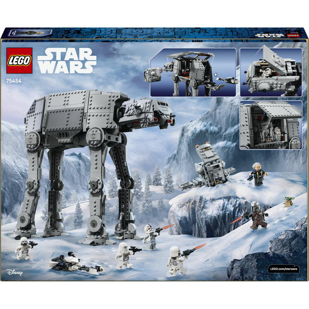 Lego Star Wars AT-AT Walker Set in einer verschneiten Landschaft mit Minifiguren.