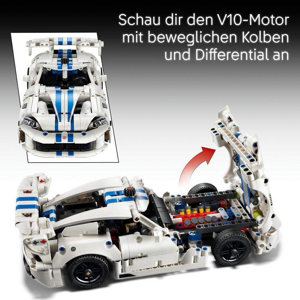 Weißes Lego-Auto mit blauen Streifen und offenem Motorraum.