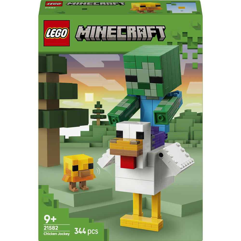 Lego Minecraft Hühnerreiter Set mit Zombie auf einem weißen Huhn und Küken in einer verpixelten Landschaft.