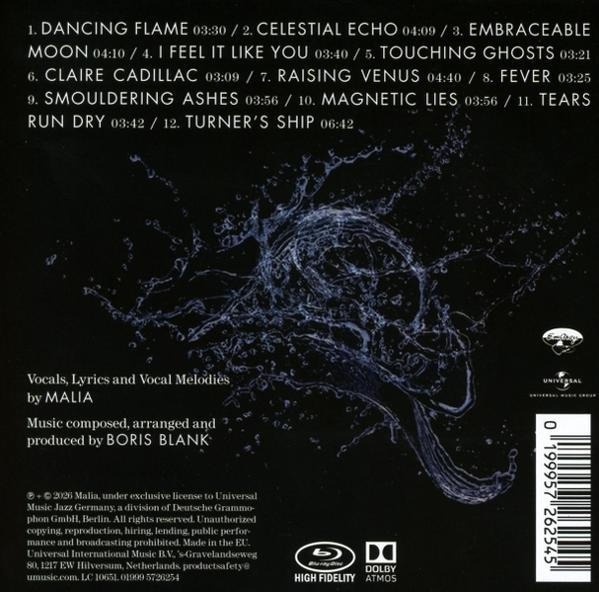 Rückseite einer CD mit Trackliste, weißem Text und einer blauen Wasserspritzer-Grafik auf schwarzem Hintergrund.