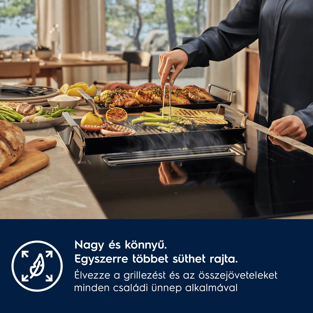 Egy személy zöldségeket és húst grillez egy teppanyaki lapon indukciós főzőlapon, alatta szöveggel.