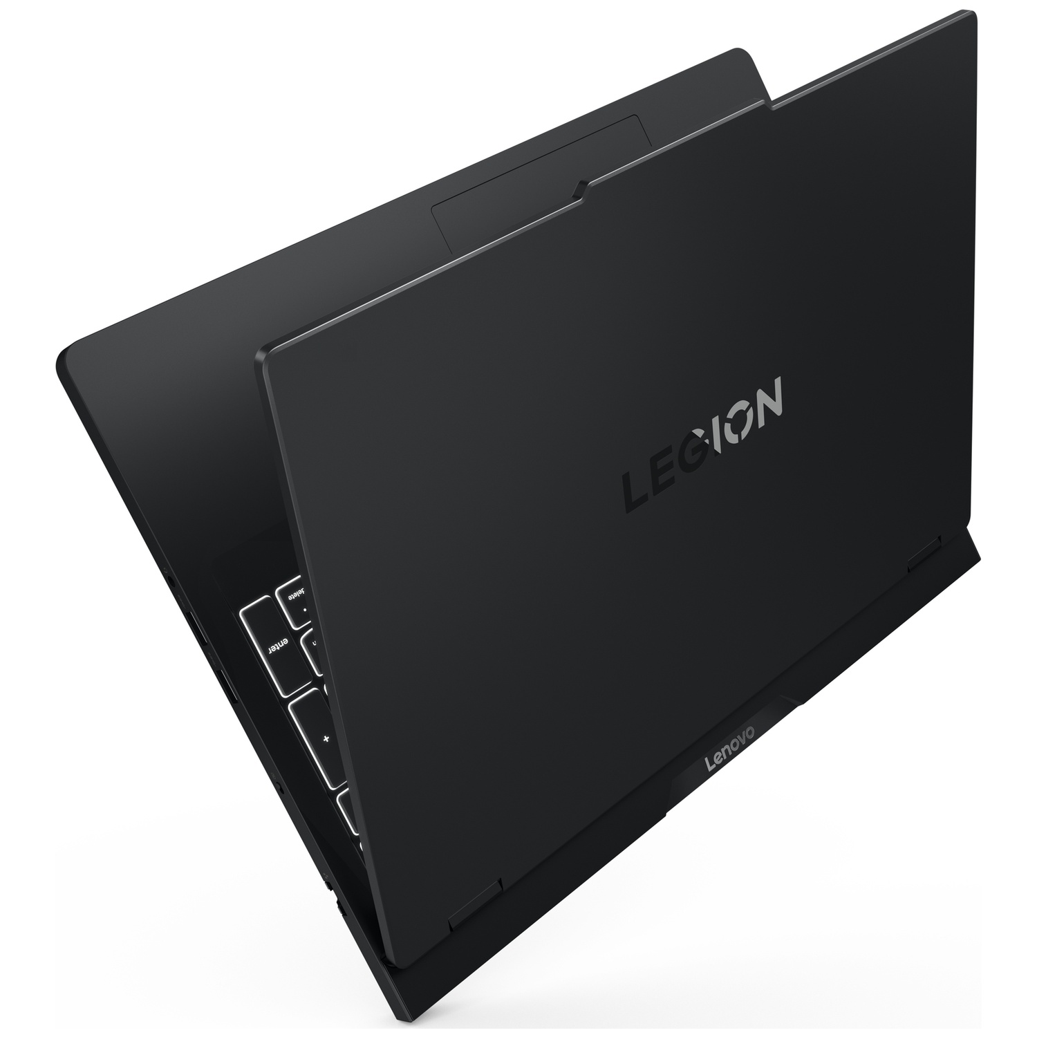 Un ordinateur portable Lenovo Legion noir est à moitié ouvert sur fond blanc.