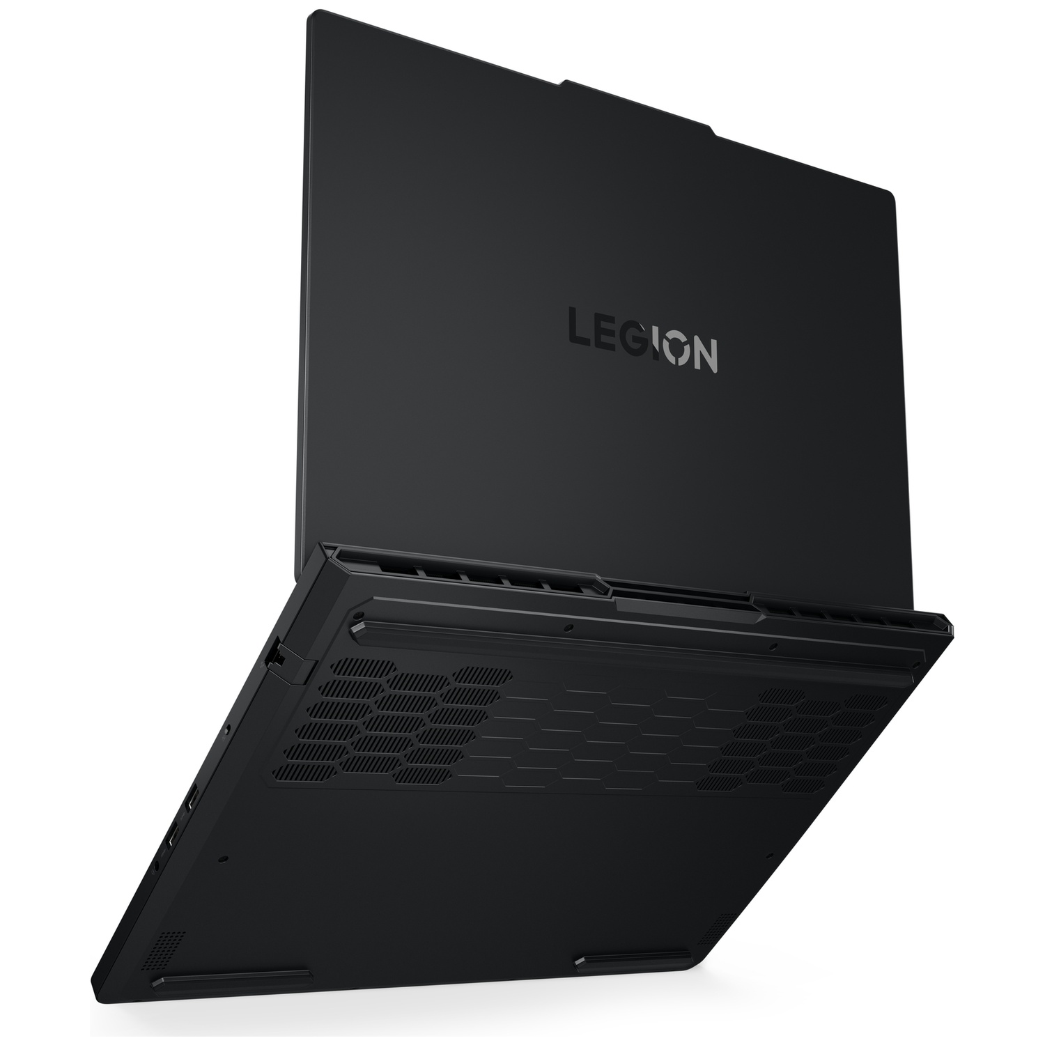 Vue arrière d'un ordinateur portable noir Lenovo Legion avec logo et grilles d'aération.