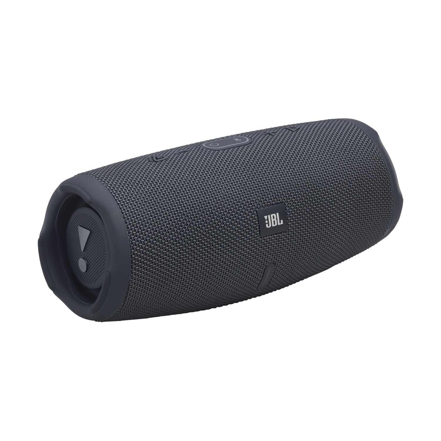Un altoparlante bluetooth portatile cilindrico JBL nero inclinato su sfondo bianco, con tessuto a rete e logo.